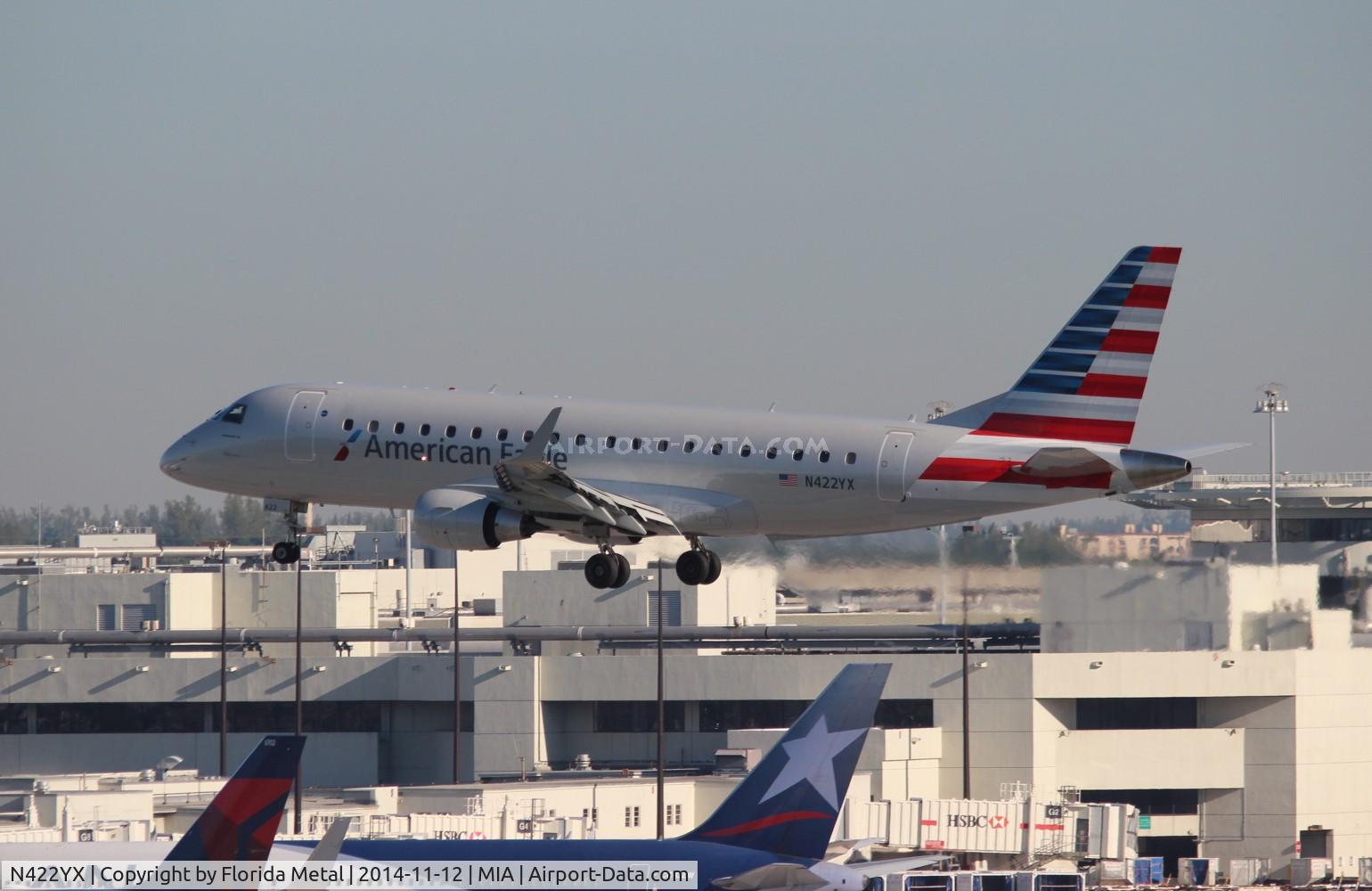 N422YX, 2014 Embraer 175LR (ERJ-170-200LR) C/N 17000387, American Eagle