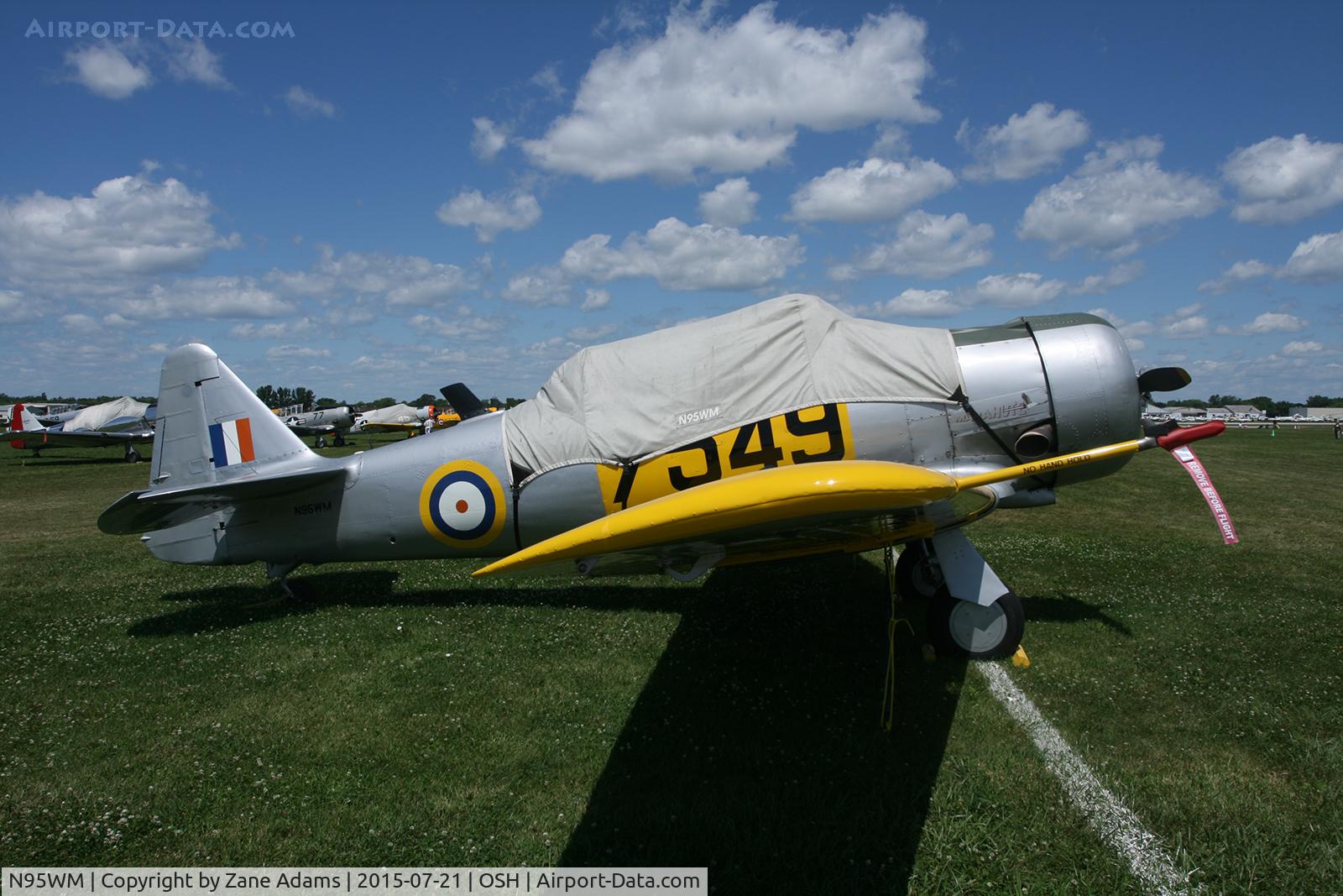 N95WM, 1943 North American AT-6D Texan C/N 8815597, 2015 - EAA AirVenture - Oshkosh Wisconsin.