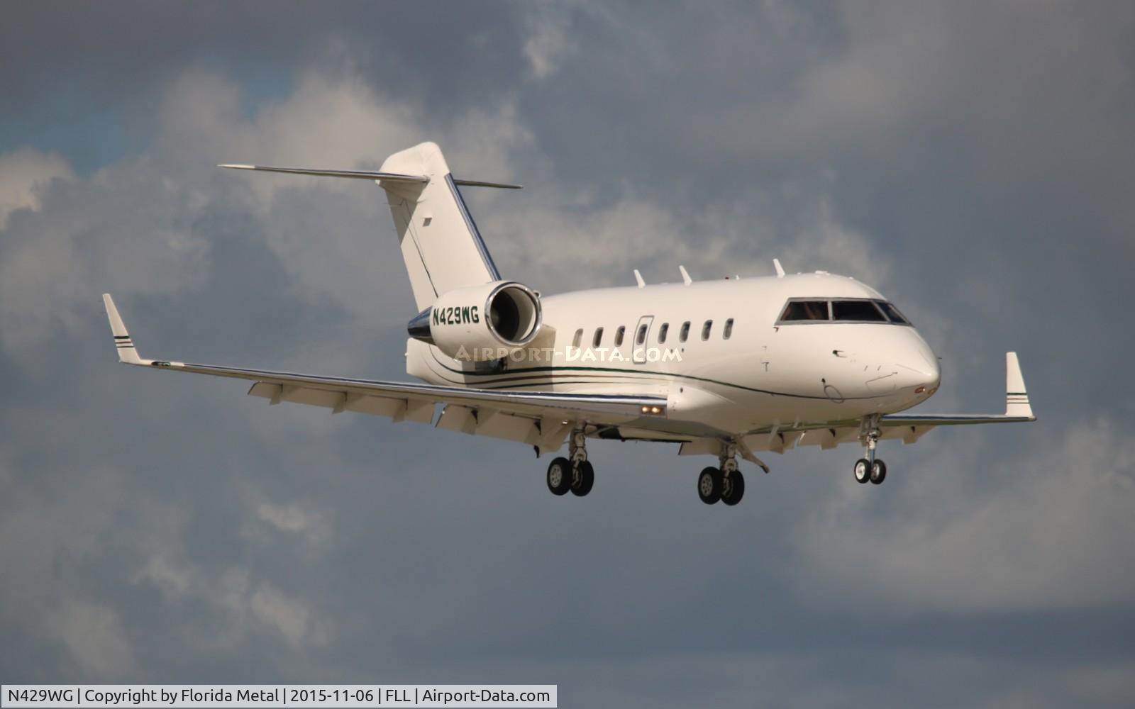 N429WG, 1997 Bombardier Challenger 604 (CL-600-2B16) C/N 5341, Challenger 604