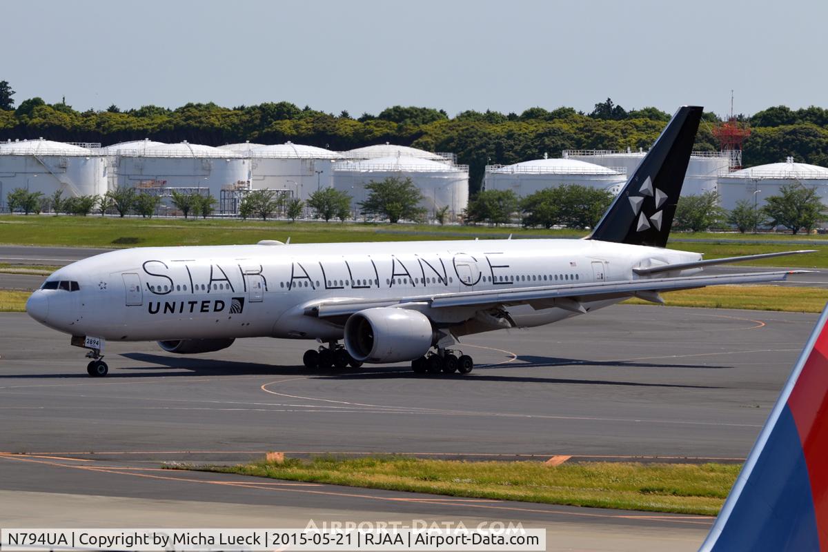 N794UA, 1997 Boeing 777-222 C/N 26953, At Narita