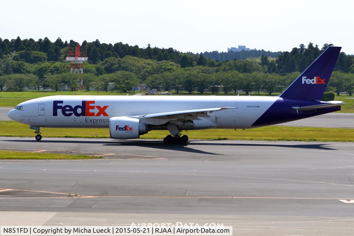 N851FD, 2009 Boeing 777-FS2 C/N 37722, At Narita