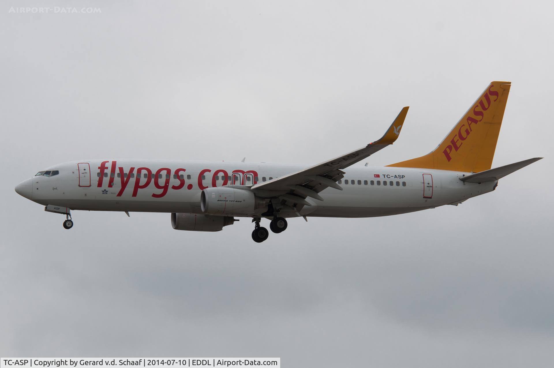 TC-ASP, 2011 Boeing 737-82R C/N 40011, Frankfurt, July 2014
