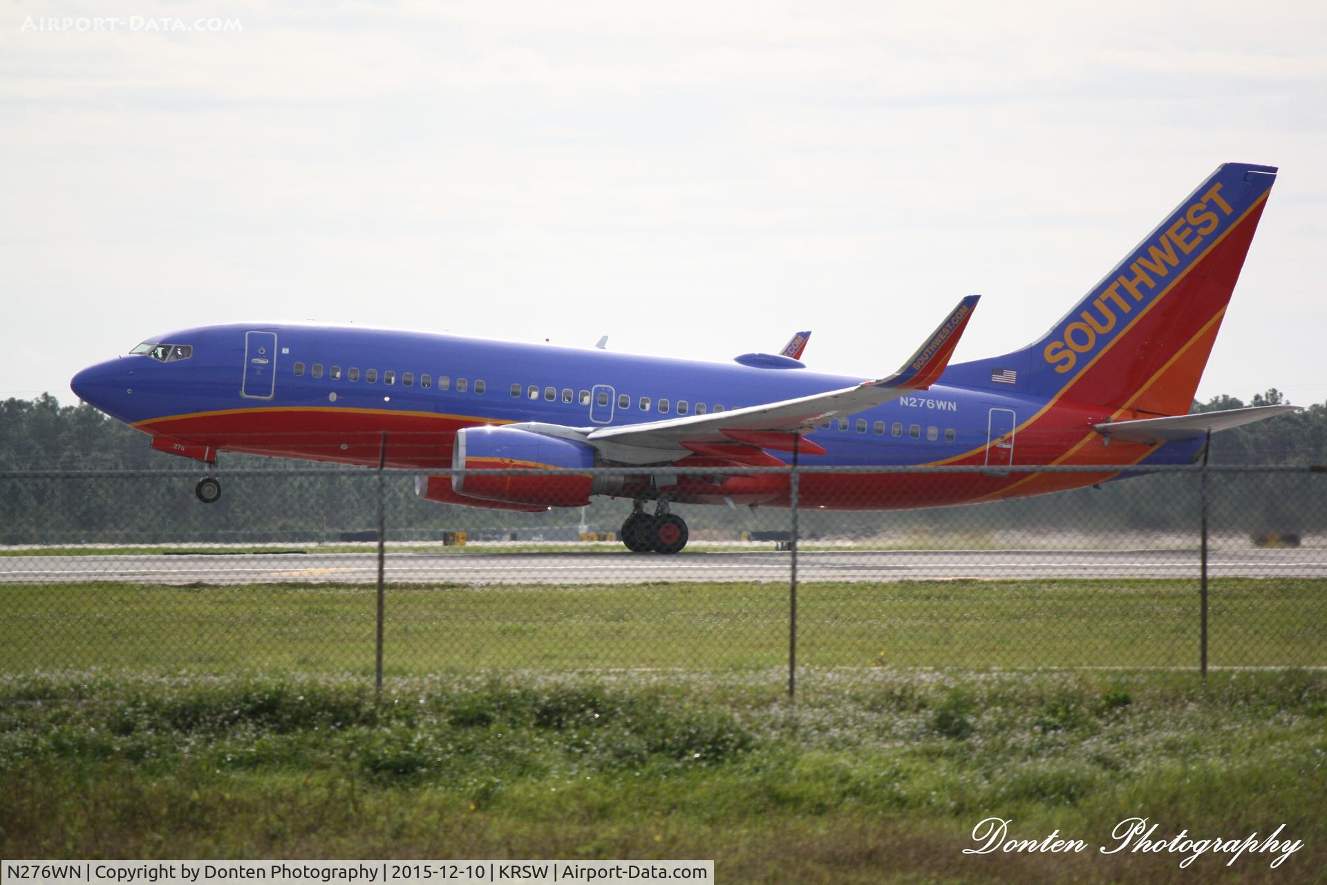 N276WN, 2007 Boeing 737-7H4 C/N 32530, Southwest Flight 228 (N276WN) departs Southwest Florida International Airport enroute to Chicago-Midway International Airport