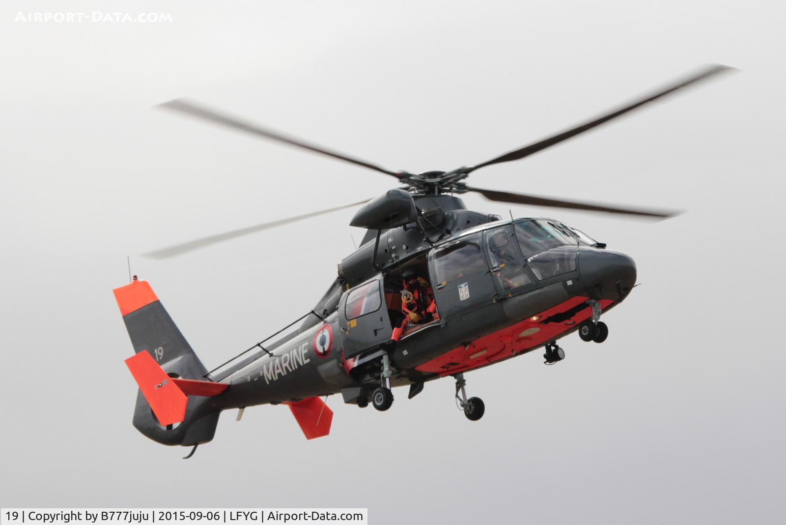 19, Aérospatiale SA-365N Dauphin C/N 6019, at Cambrai