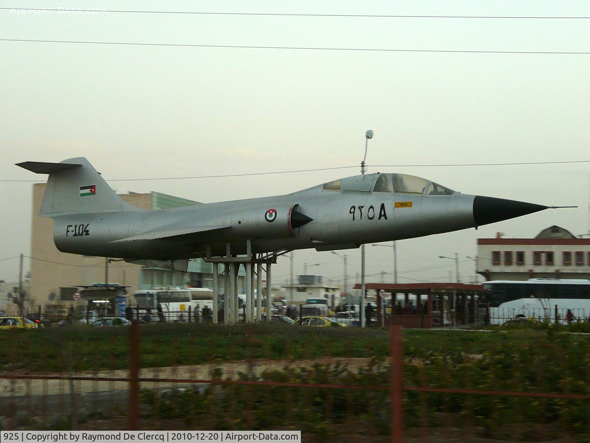 925, 1957 Lockheed F-104B Starfighter C/N 283-5016, 925 V  preserved at a roundabout near the city of Irbid,
Jordan. USAF reg. was 57-1304.