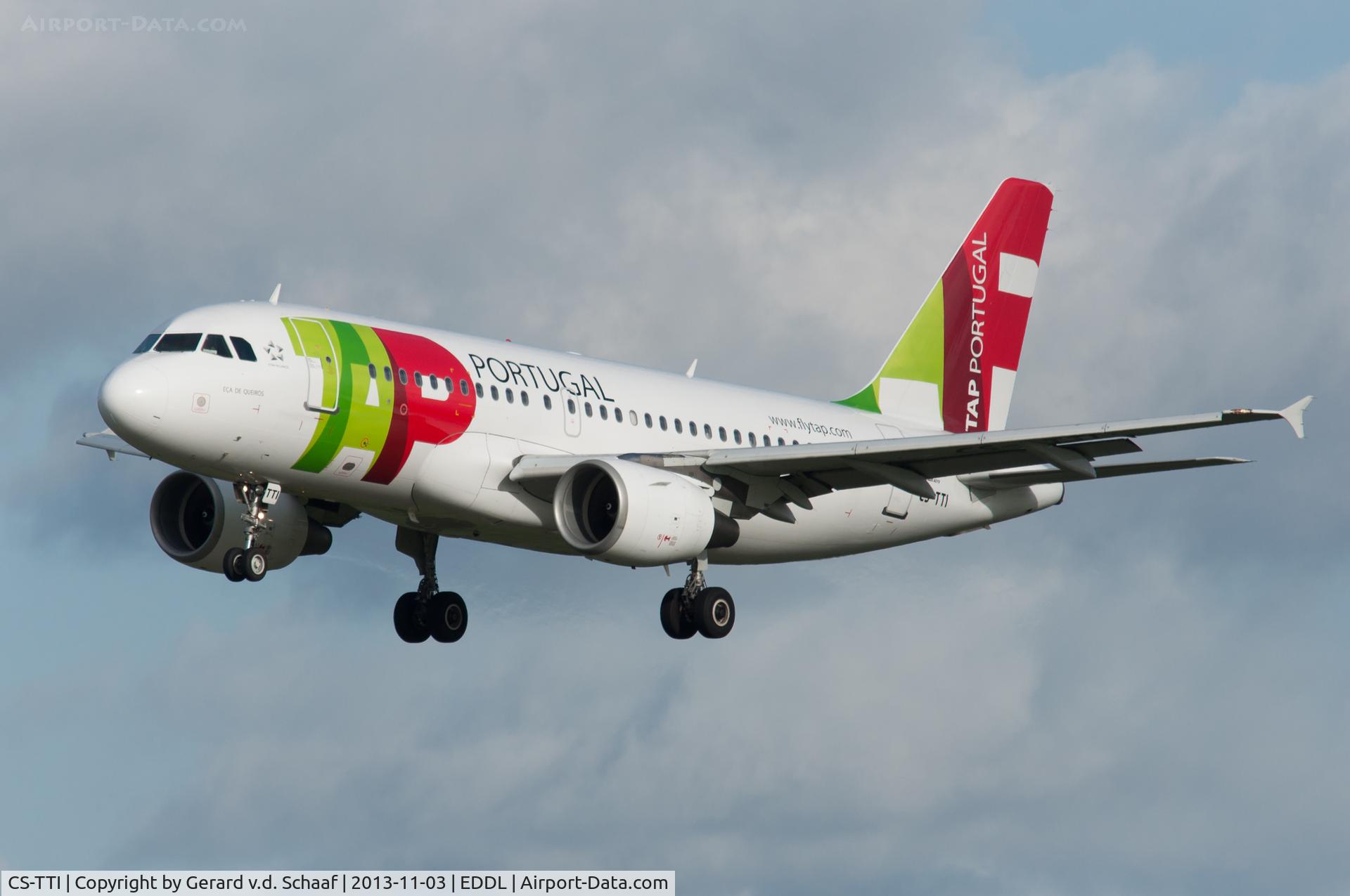 CS-TTI, 1998 Airbus A319-111 C/N 933, Düsseldorf November 2013