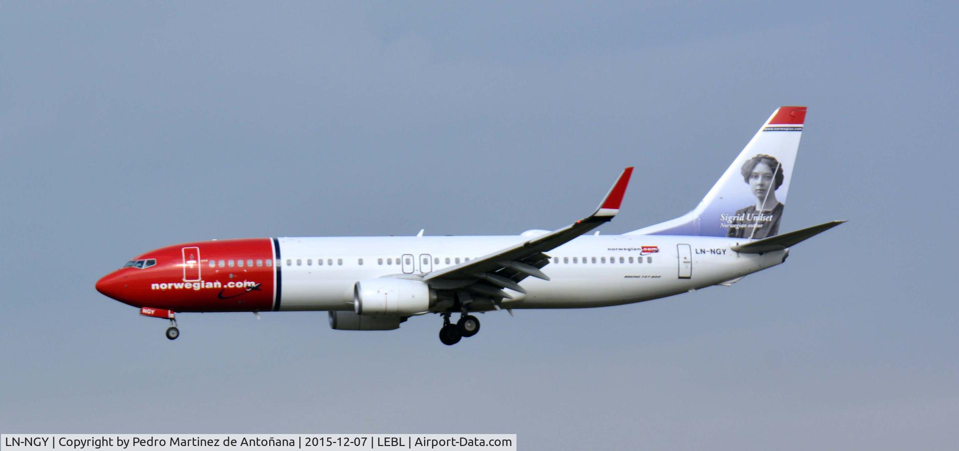 LN-NGY, 2014 Boeing 737-8JP C/N 41126, El Prat -  Barcelona  -  España