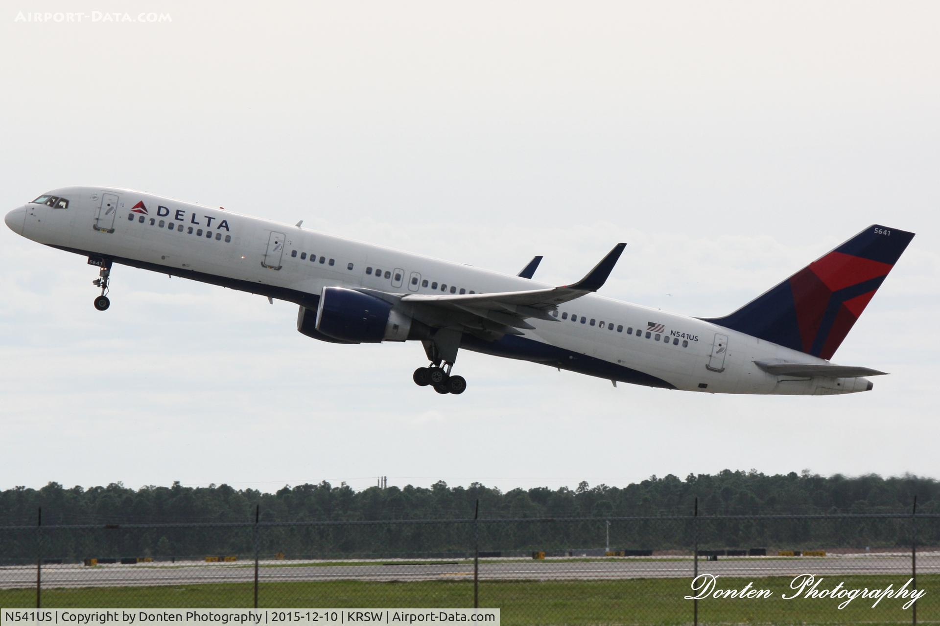 N541US, 1996 Boeing 757-251 C/N 26488, Delta Flight 801 (N541US) departs Southwest Florida International Airport enroute to Hartsfield-Jackson Atlanta International Airport