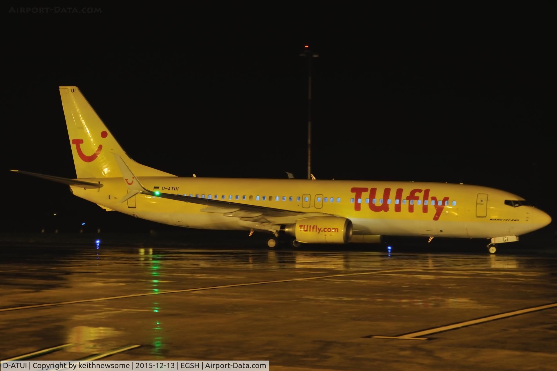 D-ATUI, 2011 Boeing 737-8K5 C/N 37252, Nice late visitor.