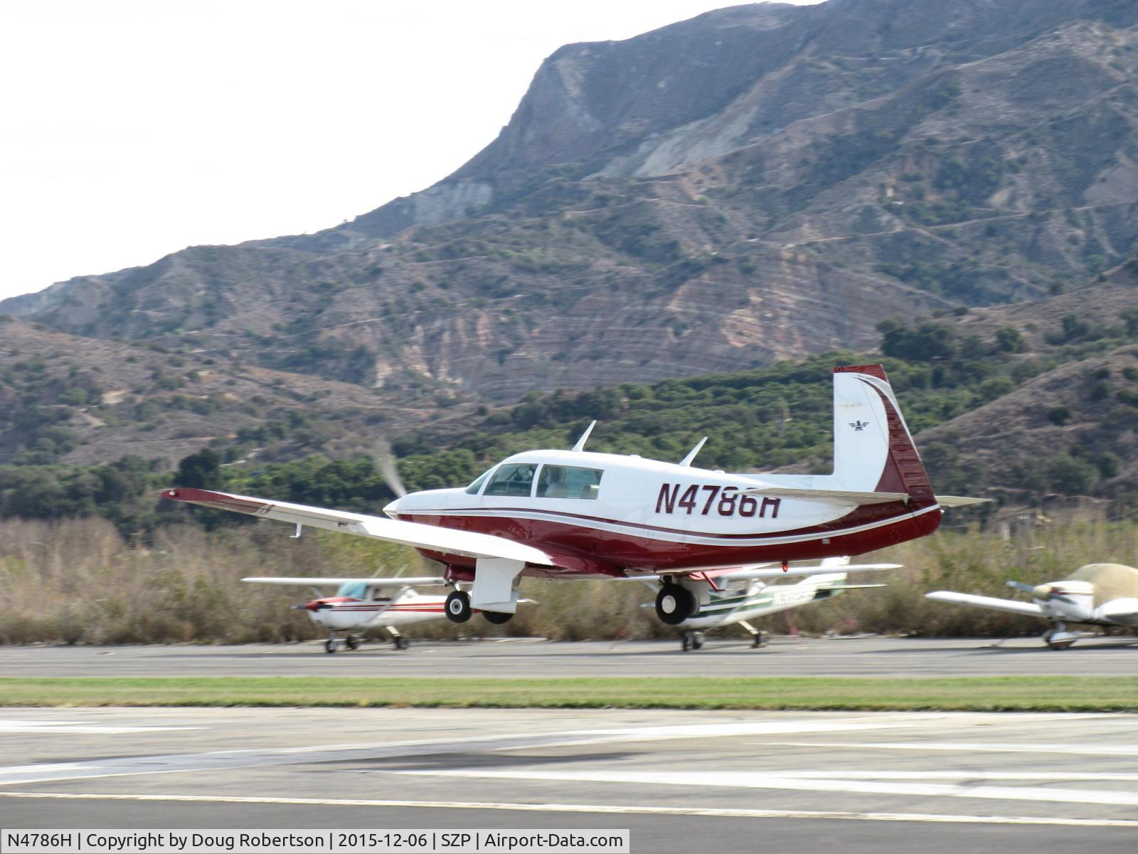 N4786H, 1979 Mooney M20J 201 C/N 24-0876, 1979 Mooney M20J 201, Lycoming IO-360 A&C 200 Hp, landing Rwy 04