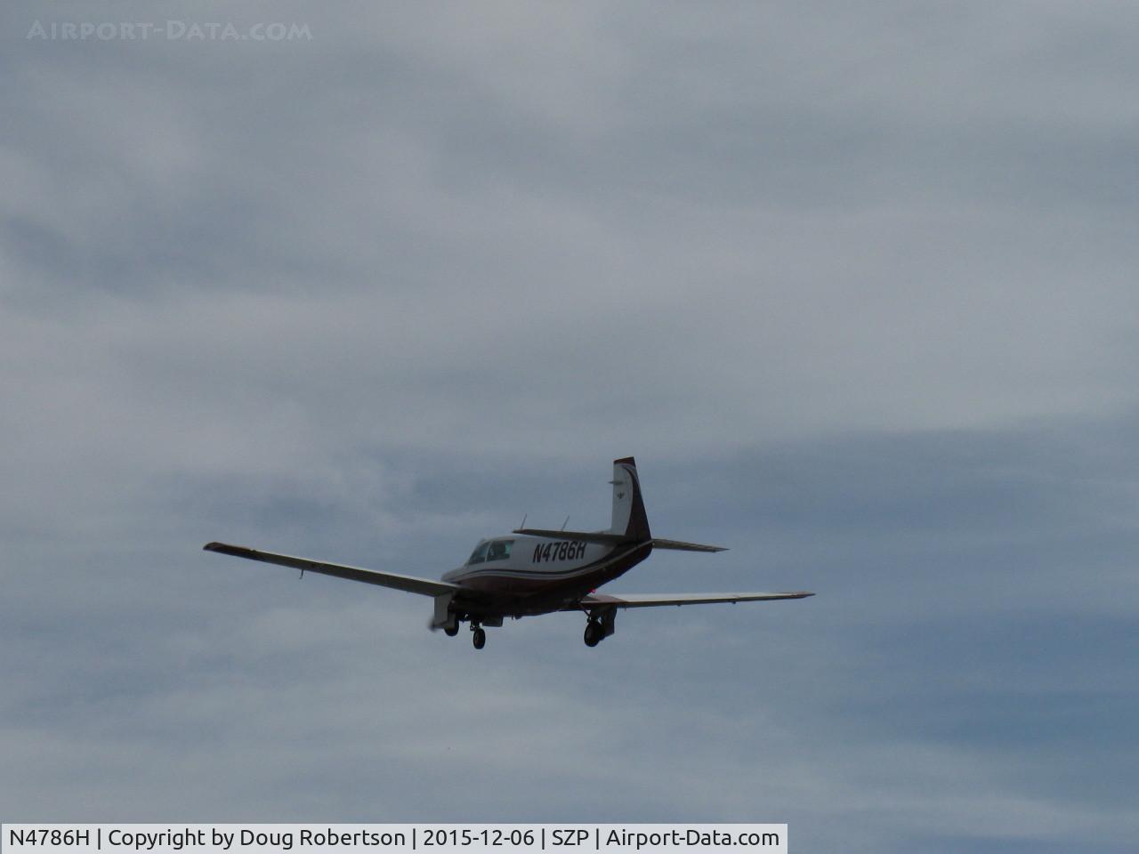 N4786H, 1979 Mooney M20J 201 C/N 24-0876, 1979 Mooney M20J 201, Lycoming IO-360 A&C 200 Hp, takeoff climb Rwy 04