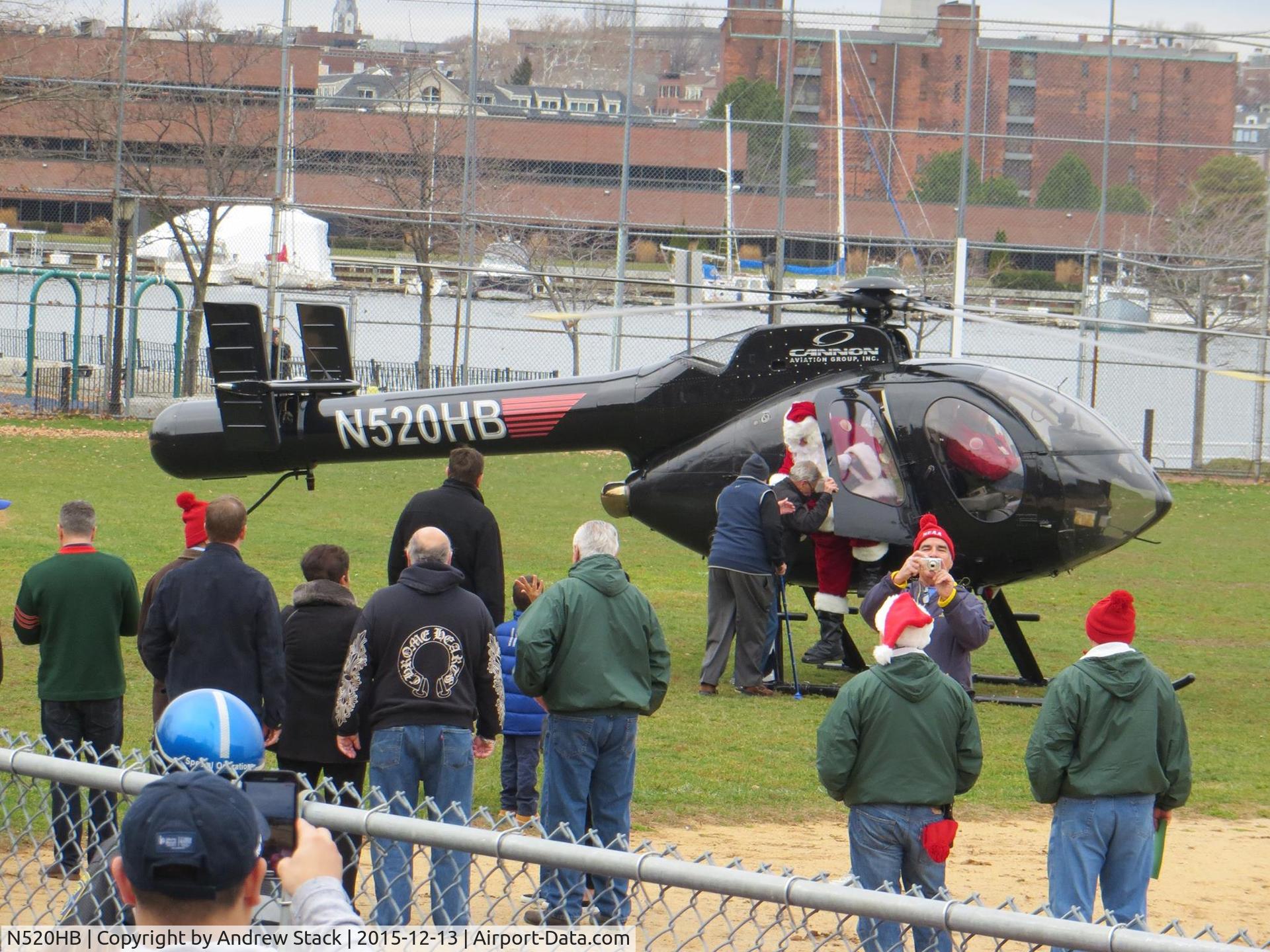 N520HB, McDonnell Douglas 500N C/N LN029, Santa Claus landing in Boston's North End
