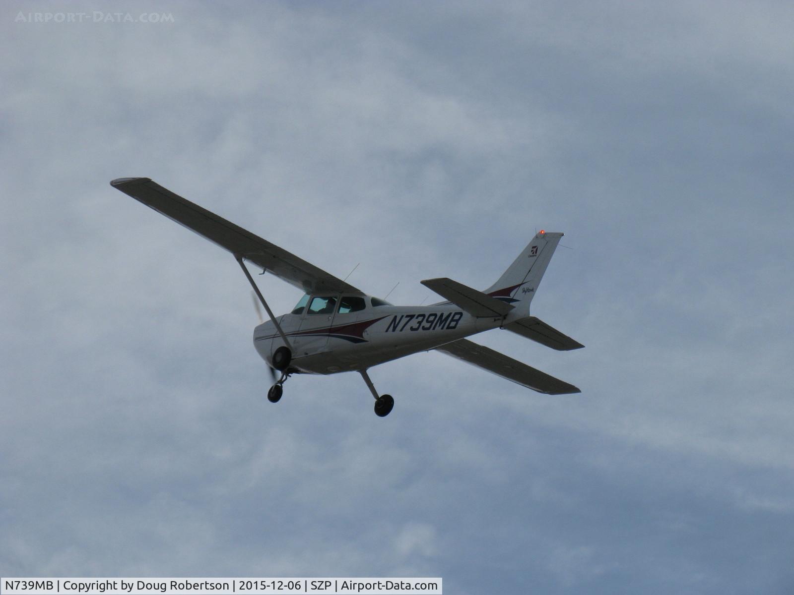 N739MB, 1978 Cessna 172N C/N 17270641, 1978 Cessna 172N SKYHAWK, Lycoming O-320-H2AD 160 Hp, takeoff climb Rwy 04