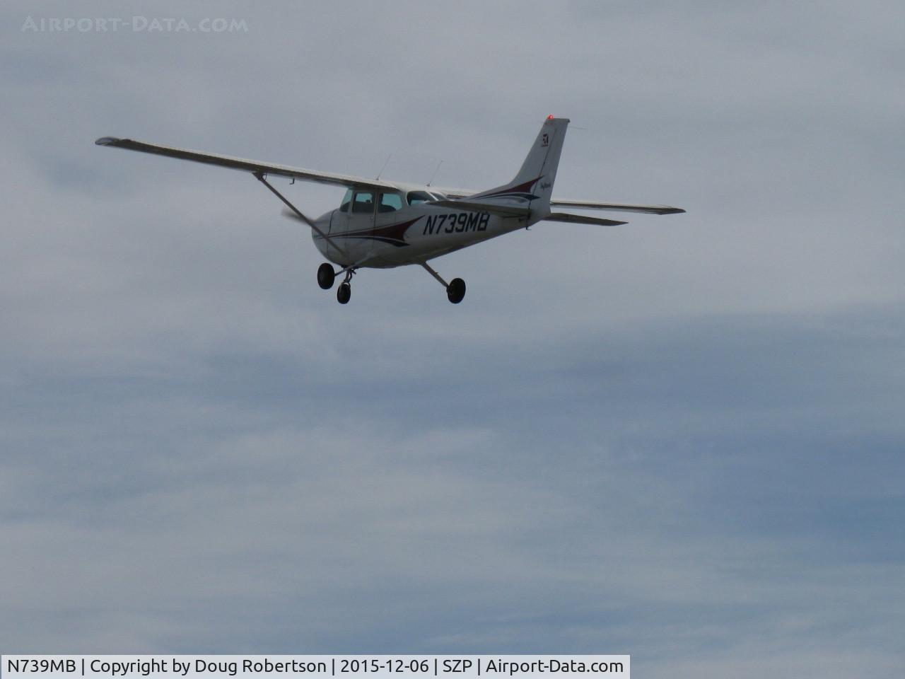 N739MB, 1978 Cessna 172N C/N 17270641, 1978 Cessna 172N SKYHAWK, Lycoming O-320-H2AD 160 Hp, takeoff climb Rwy 22