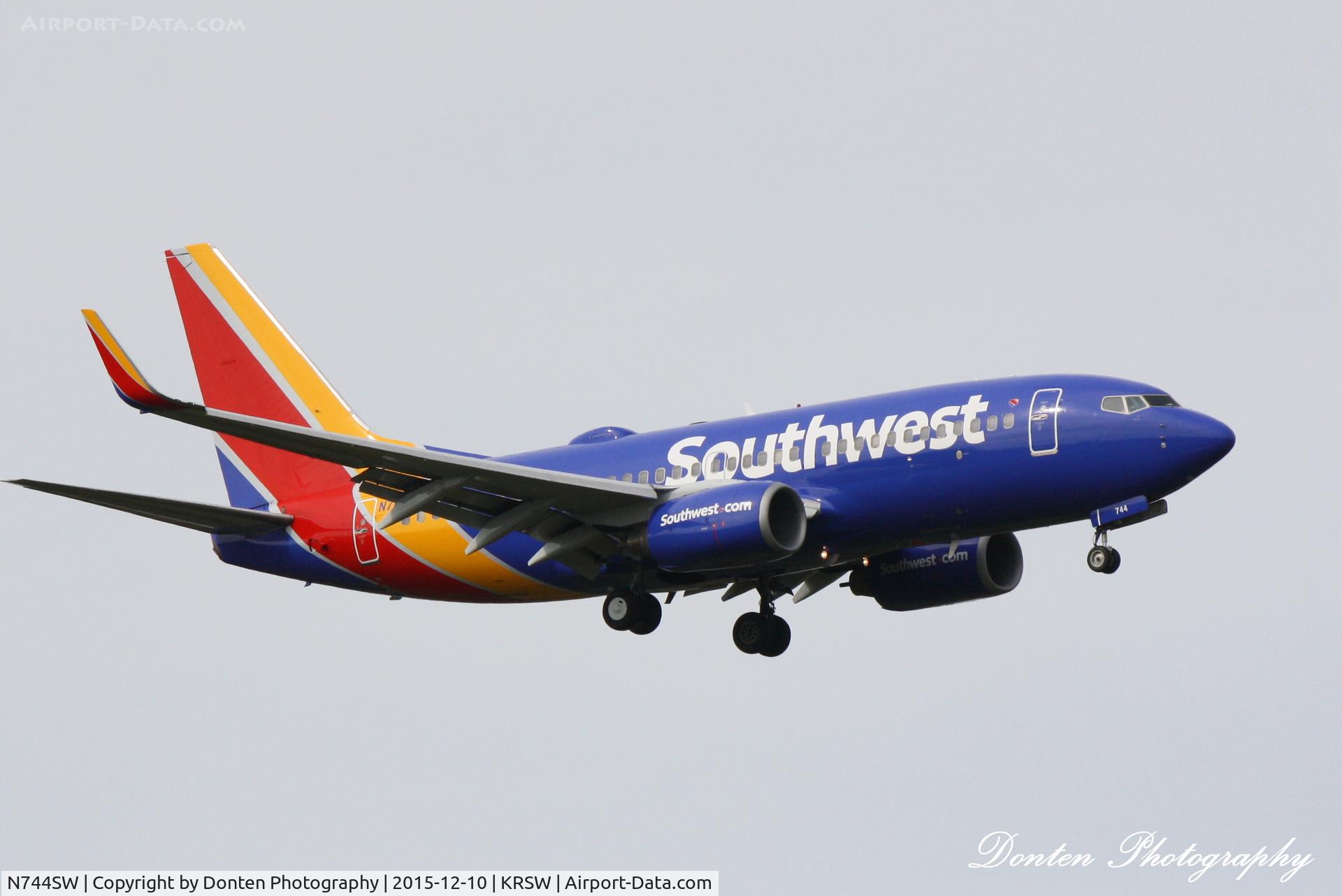 N744SW, 1999 Boeing 737-7H4 C/N 29490, Southwest Flight 472 (N744SW) arrives at Southwest Florida International Airport following flight from Hartsfield-Jackson Atlanta International Airport