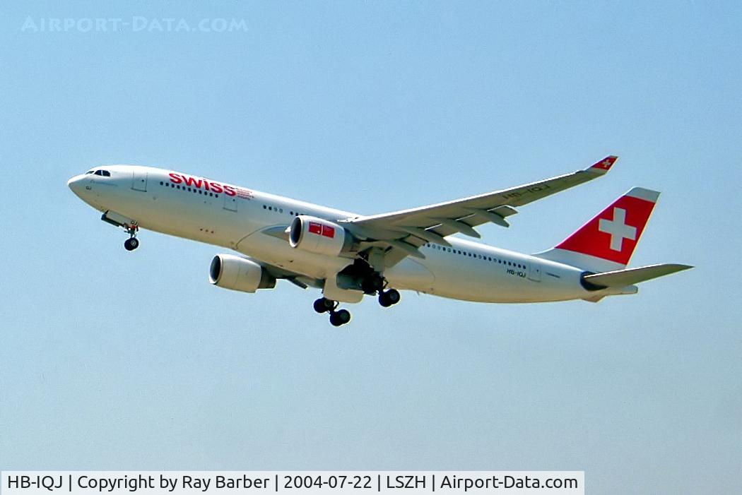 HB-IQJ, 1999 Airbus A330-223 C/N 294, Airbus A330-223 [294] (Swiss International Air Lines) Zurich~HB 22/07/2004