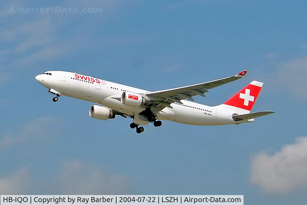 HB-IQO, 2000 Airbus A330-223 C/N 343, Airbus A330-223 [343] (Swiss International Air Lines) Zurich~HB 22/07/2004