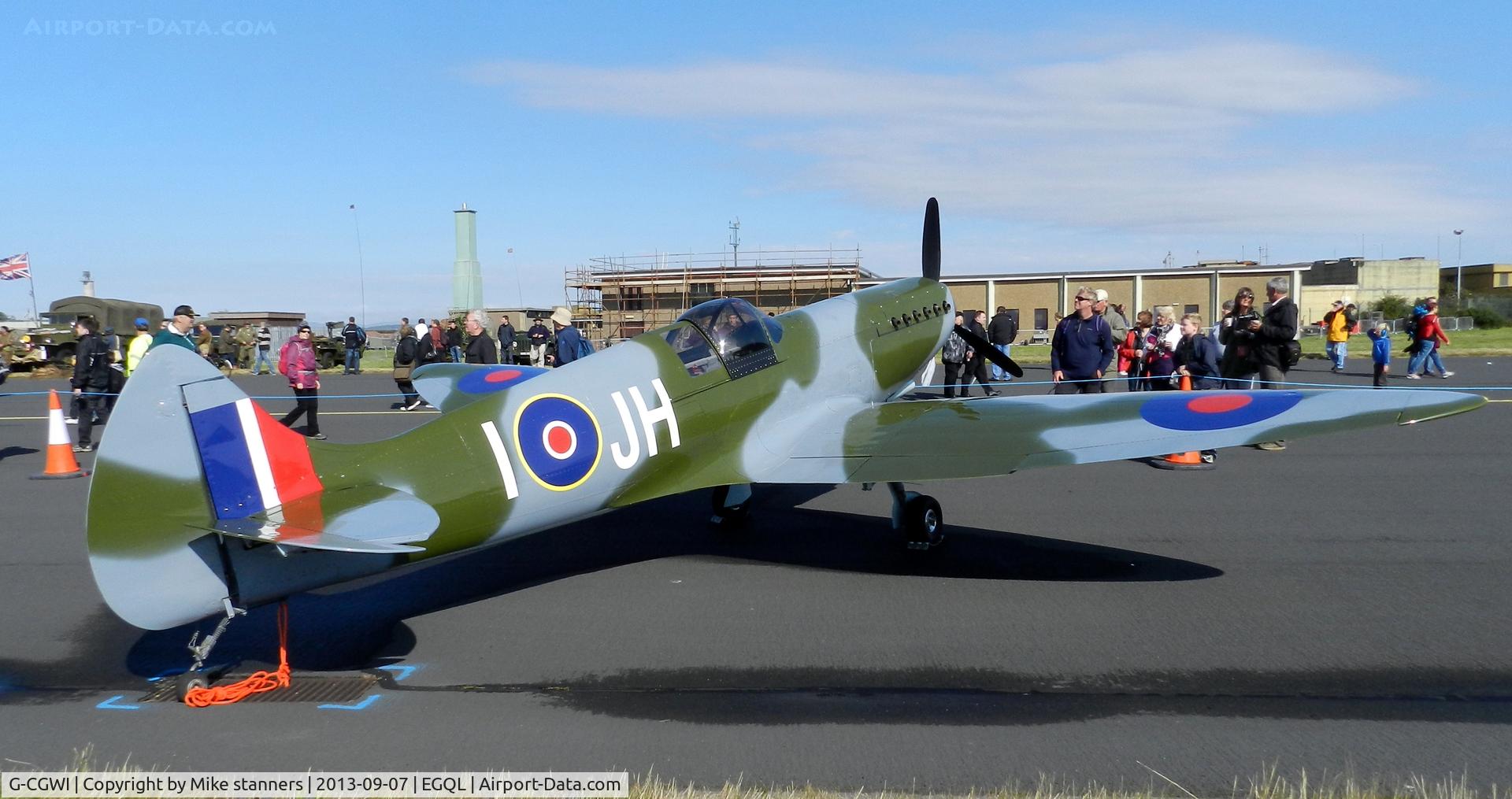 G-CGWI, Supermarine Aircraft Spitfire Mk.26 C/N 036, home built spitfire replica