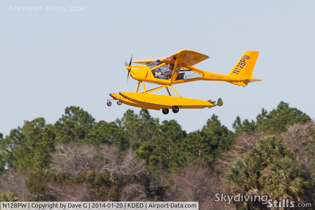 N128PW, 2013 Aeroprakt A-22LS Valor C/N 176, Departing Deland, FL.