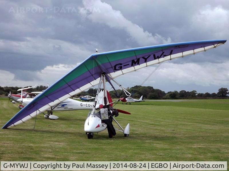 G-MYWJ, 1995 Pegasus Quantum 15 C/N 6919, @ the Wings & Wheels fly-in.