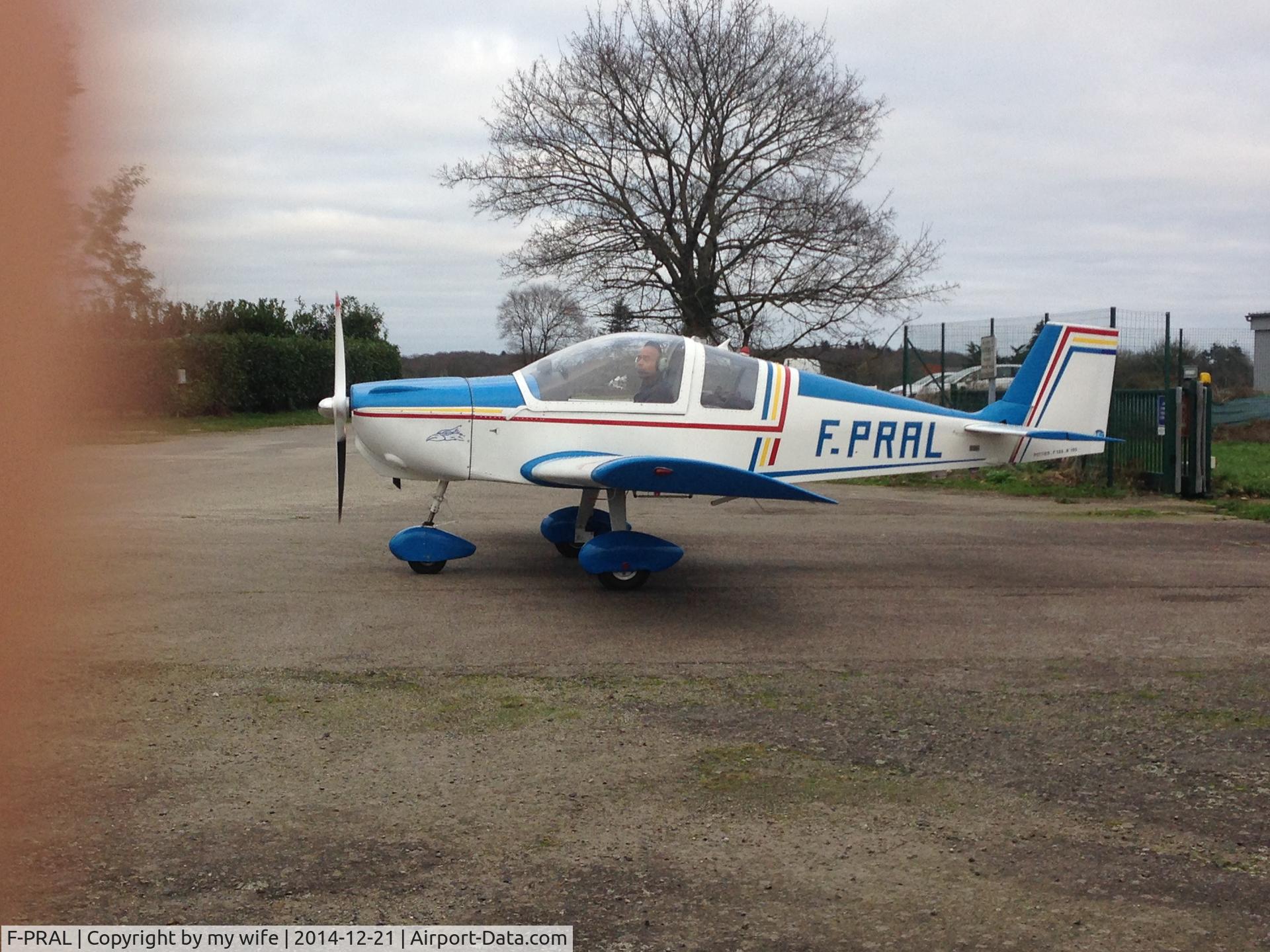 F-PRAL, Pottier P-180S C/N 195, powered by continental O200A.
