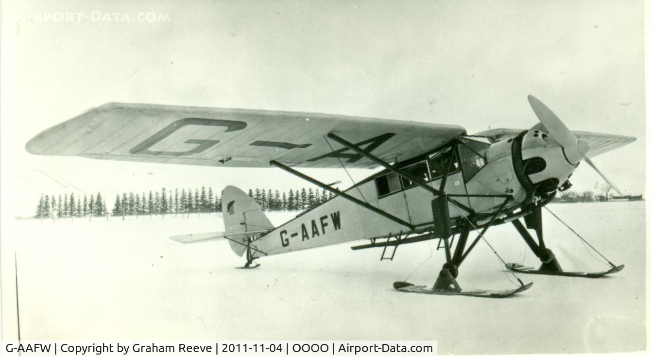 G-AAFW, De Havilland DH-75A Hawk Moth C/N 343, Recently found photograph, hence no information.