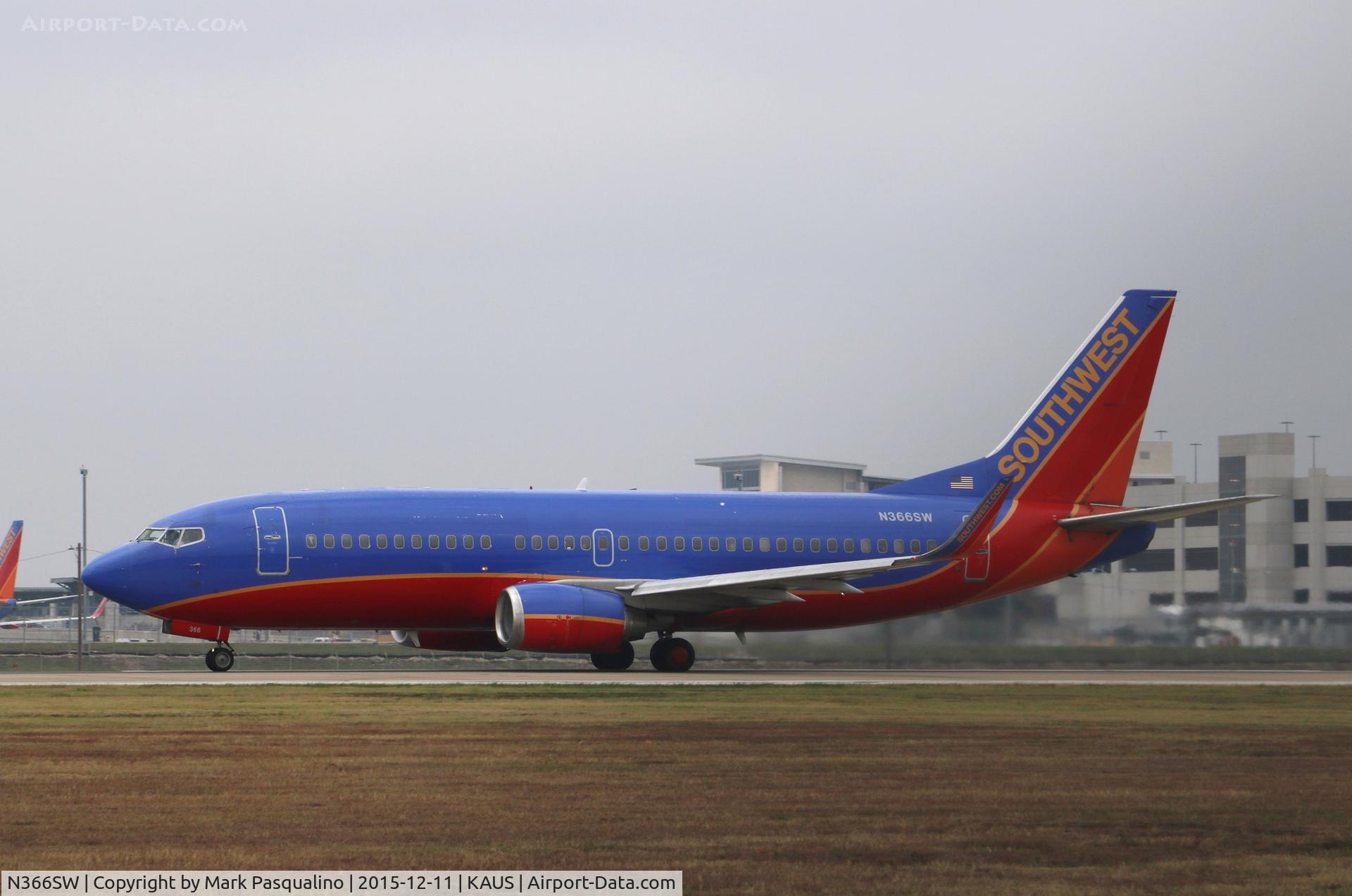 N366SW, 1993 Boeing 737-3H4 C/N 26577, Boeing 737-300