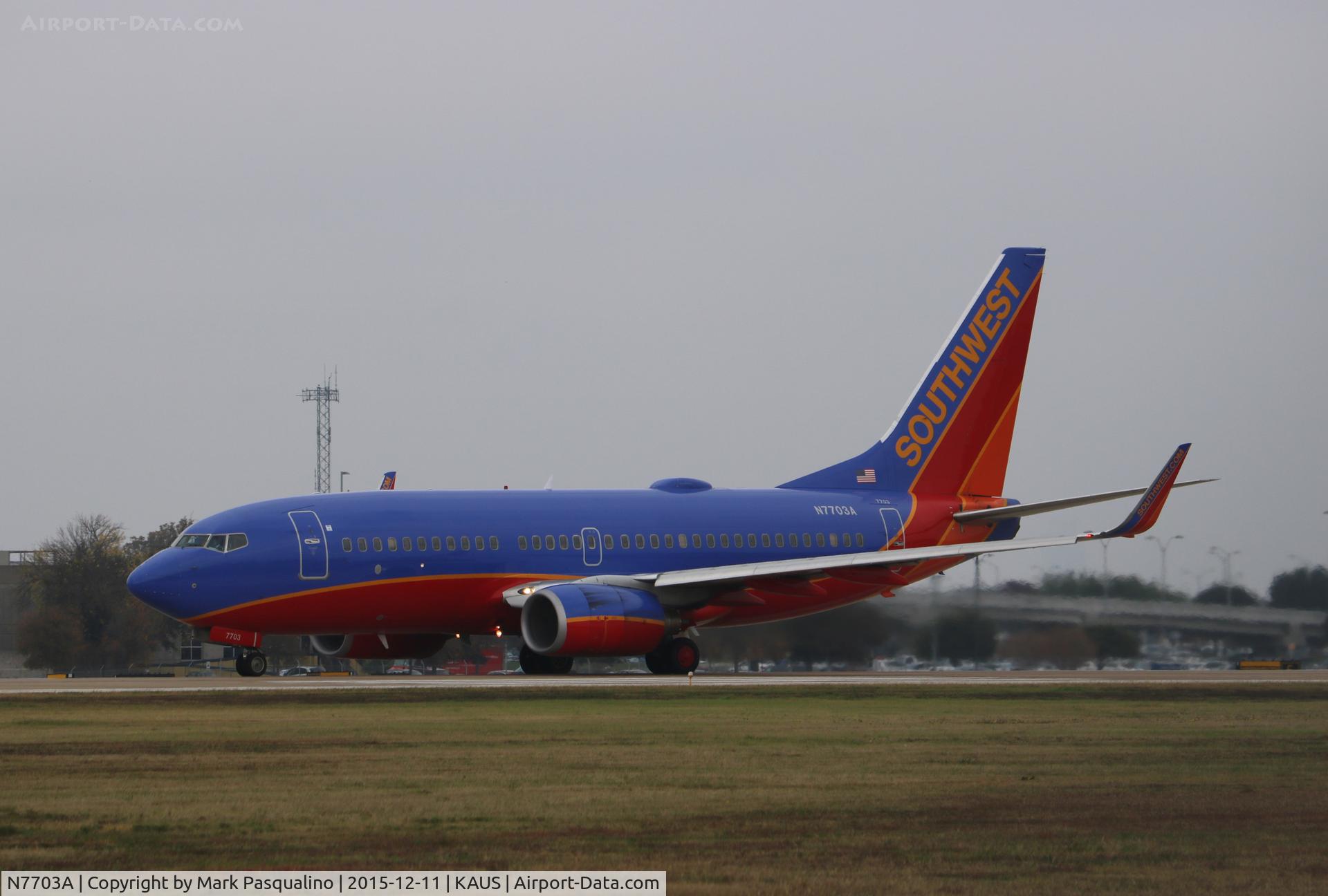 N7703A, 2004 Boeing 737-76N C/N 32653, Boeing 737-700