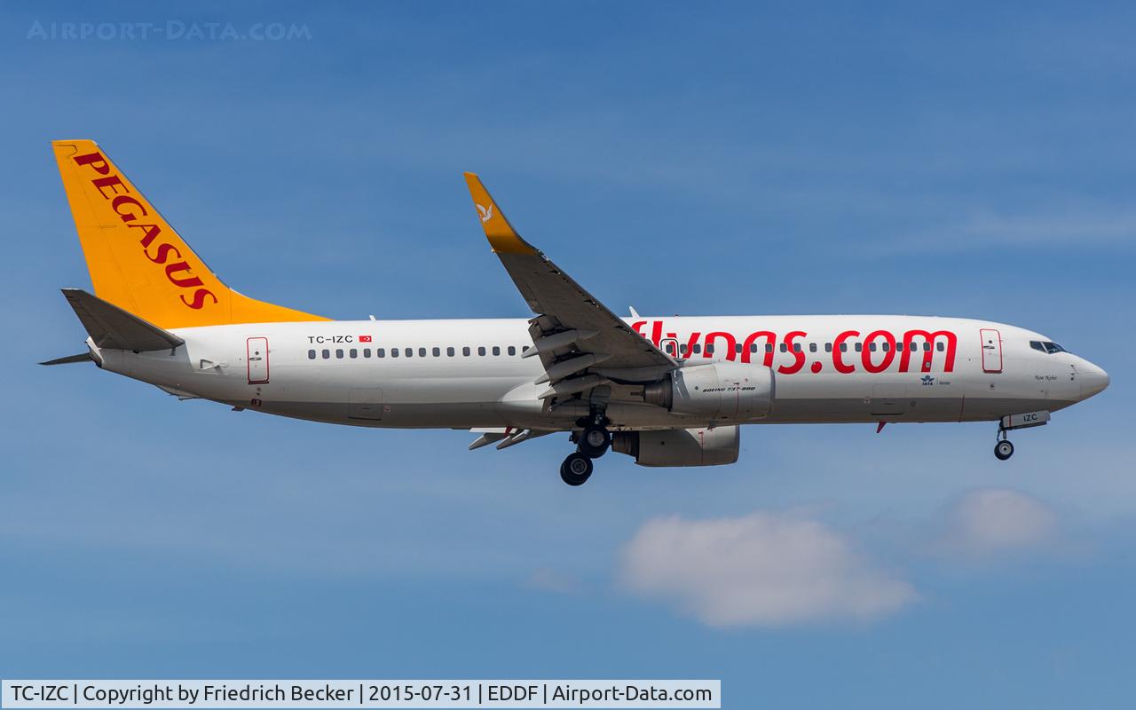 TC-IZC, 2009 Boeing 737-86J C/N 37745, on final RW07R