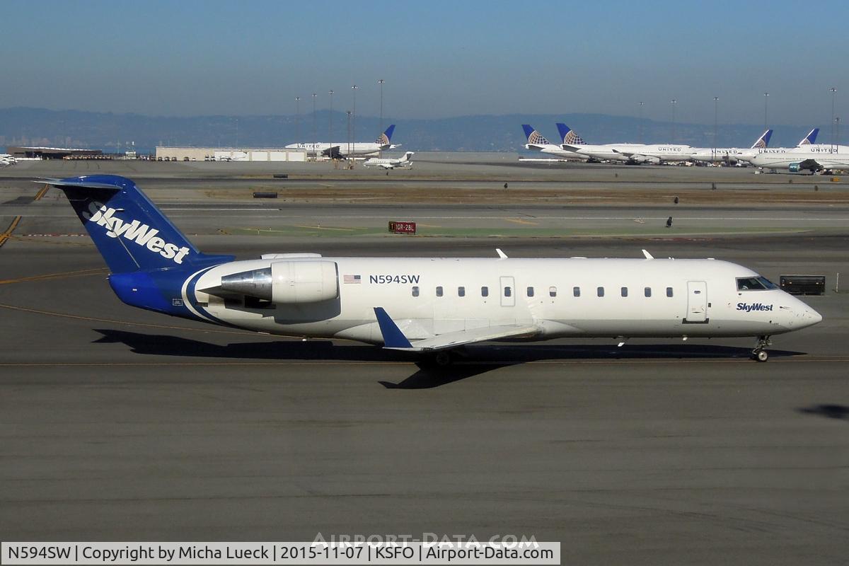 N594SW, 1999 Bombardier CRJ-100ER (CL-600-2B19) C/N 7285, At San Francisco