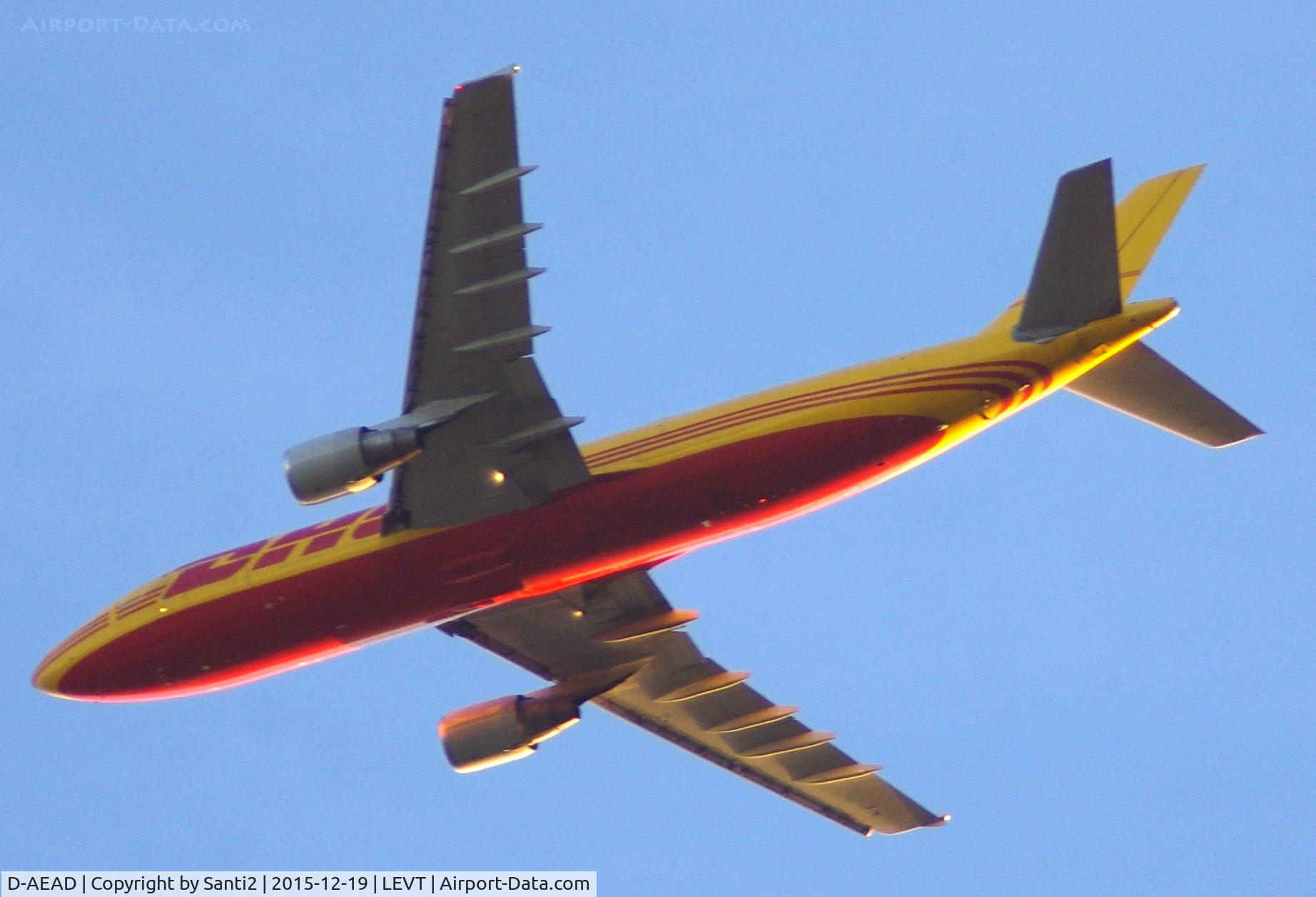 D-AEAD, 1991 Airbus A300B4-622R(F) C/N 617, Visual approach, runway 22.