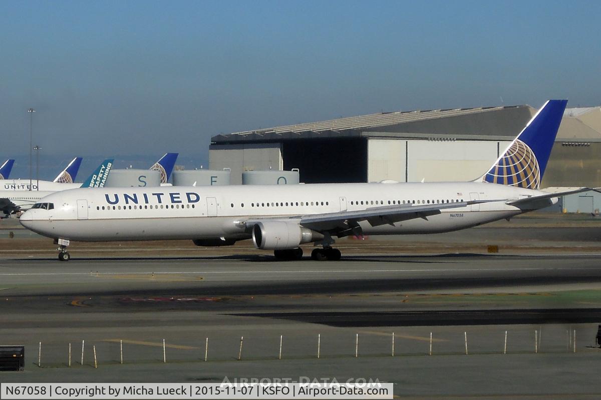N67058, 2002 Boeing 767-424/ER C/N 29453, At San Francisco