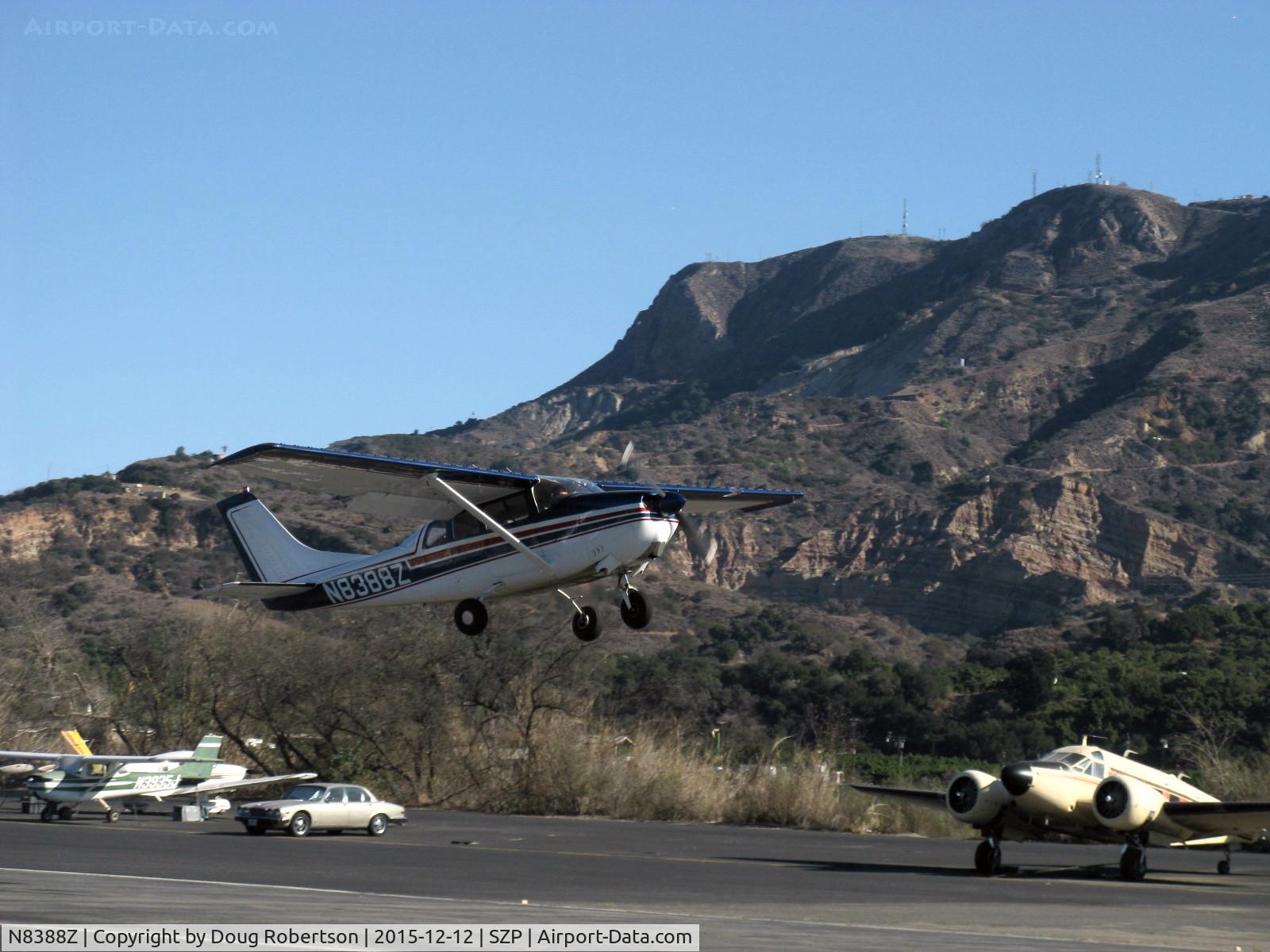 N8388Z, 1963 Cessna 210-5 C/N 205-0388, 1963 Cessna 210-5(205) UTILINE (fixed-gear version of 210C), Continental IO-470-E 260 Hp, takeoff climb Rwy 22