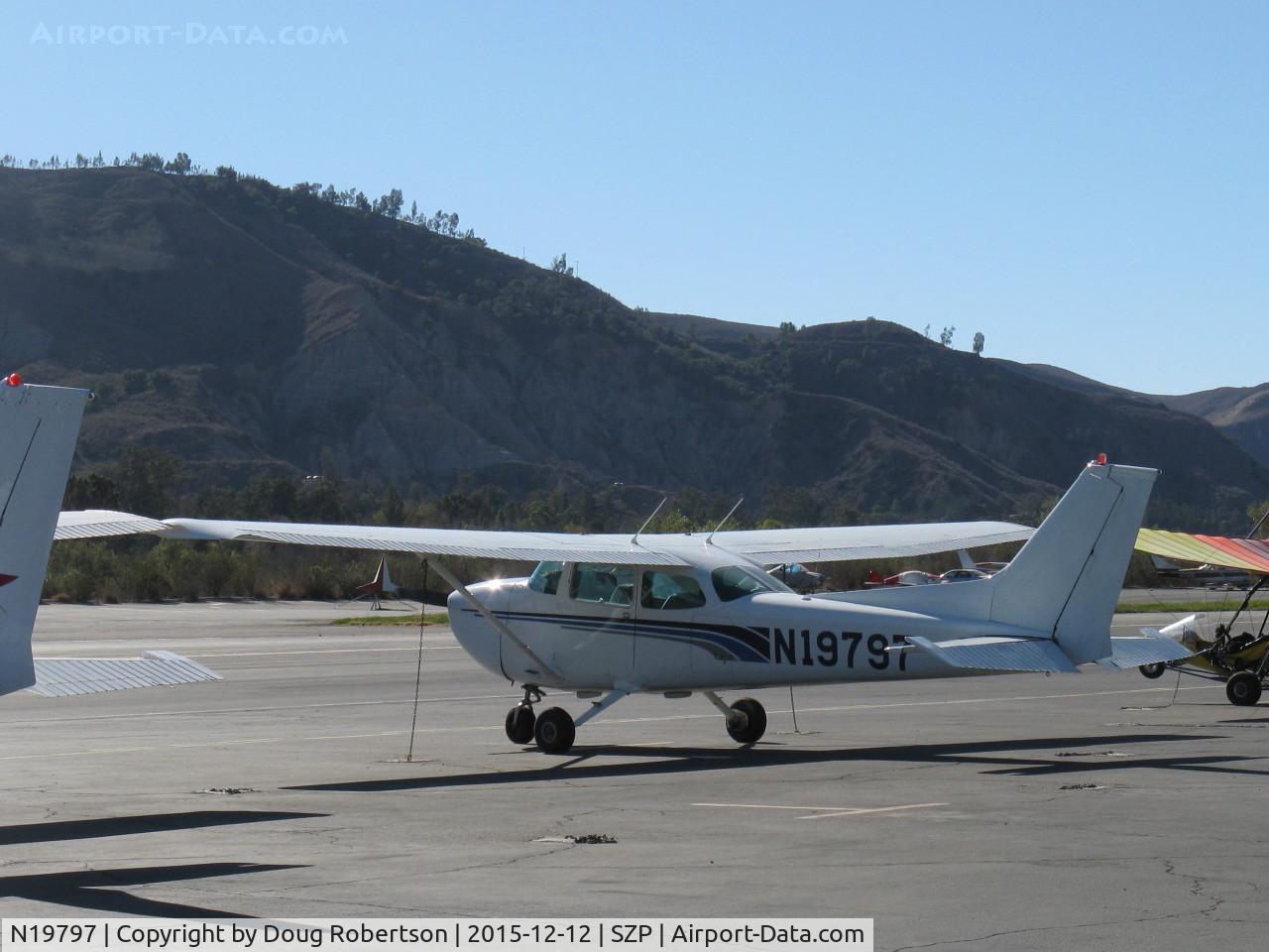 N19797, 1972 Cessna 172M Skyhawk C/N 17260760, 1972 Cessna 172M SKYHAWK, Lycoming O-320-E2D 150 hp, M model introduced drooped leading edge wings, Arizona visitor