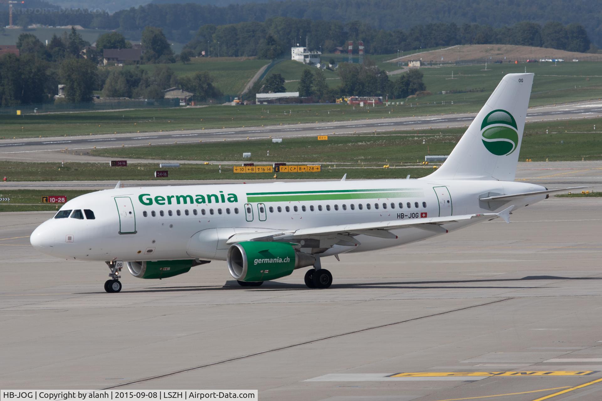 HB-JOG, 2009 Airbus A319-112 C/N 3818, Taxying to stand at Zurich