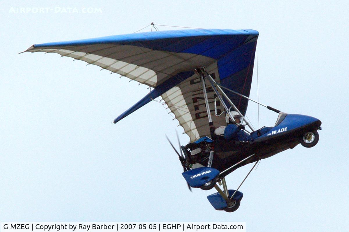 G-MZEG, 1996 Mainair Blade C/N 1095-0896-7-W898, Mainair Blade [1095-0896-7-W898] Popham~G 05/05/2007