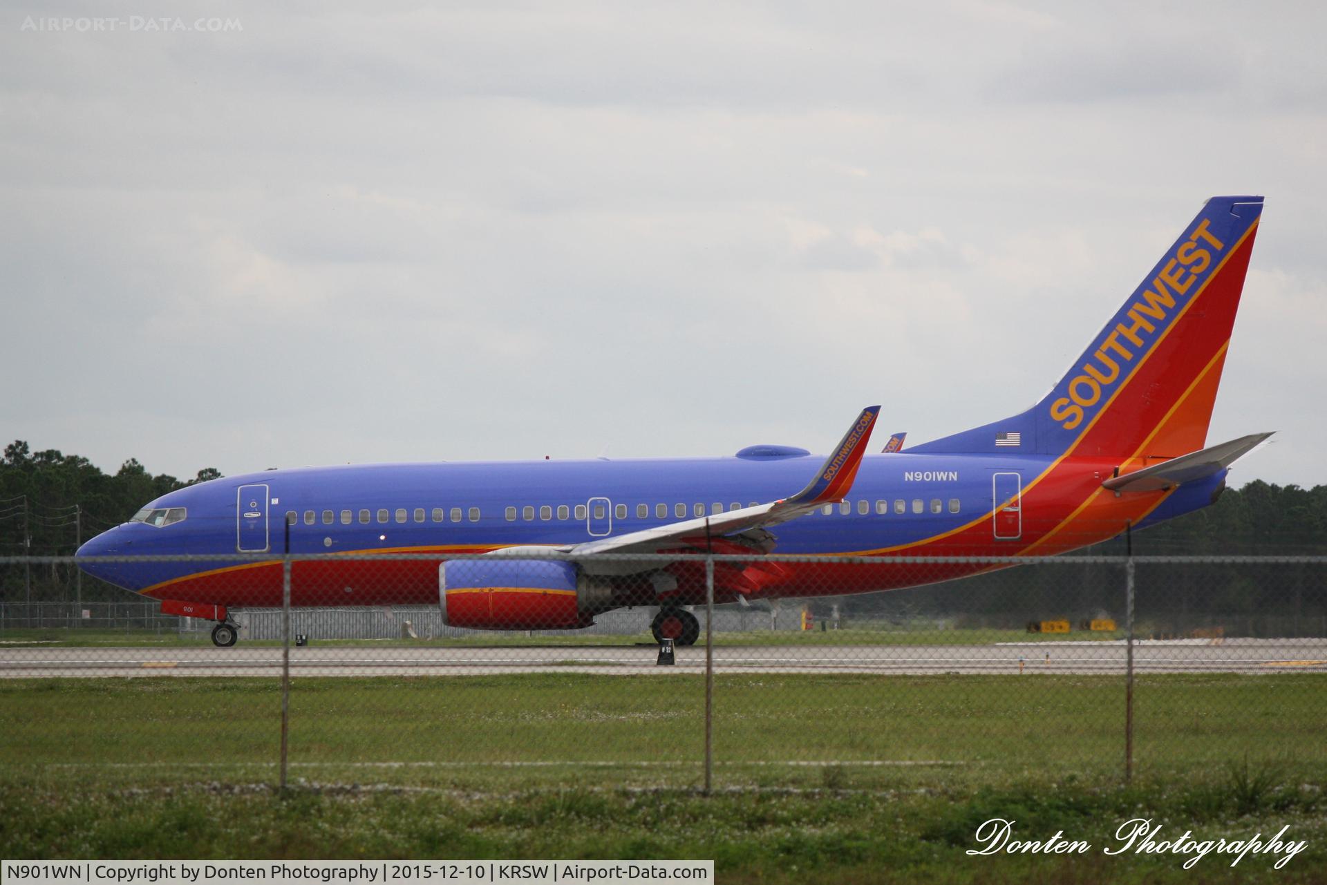 N901WN, 2007 Boeing 737-7H4 C/N 32545, Southwest Flight 371 (N901WN) arrives at Southwest Florida International Airport following flight from Canton-Akron International Airport