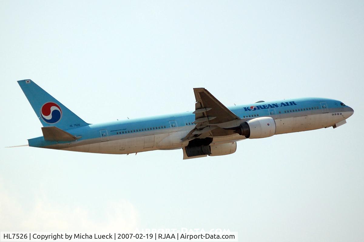 HL7526, 1988 Boeing 777-2B5/ER C/N 27947, At Narita