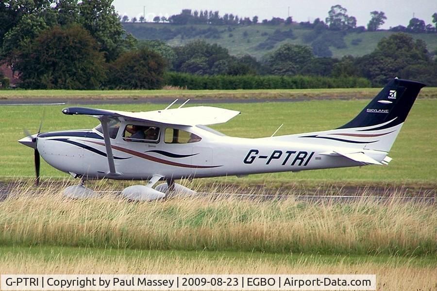 G-PTRI, 2008 Cessna 182T Skylane C/N 18282059, Arriving @ Halfpenny Green. EX:-N61910.