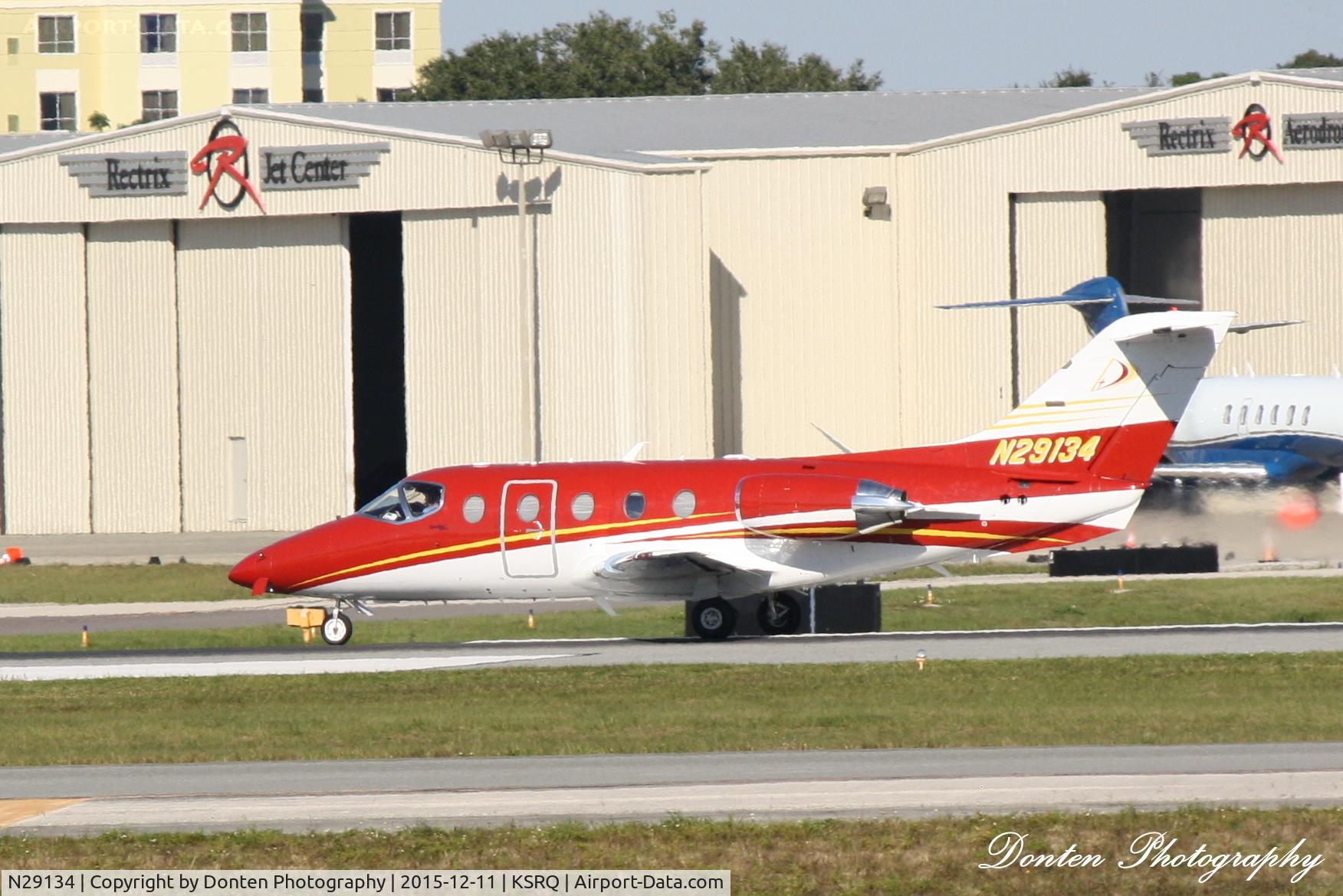 N29134, 2006 Raytheon Beechjet 400A C/N RK-484, Beechcraft Beechjet (N29134) departs Sarasota-Bradenton International Airport enroute to Northeast Florida Regional Airport