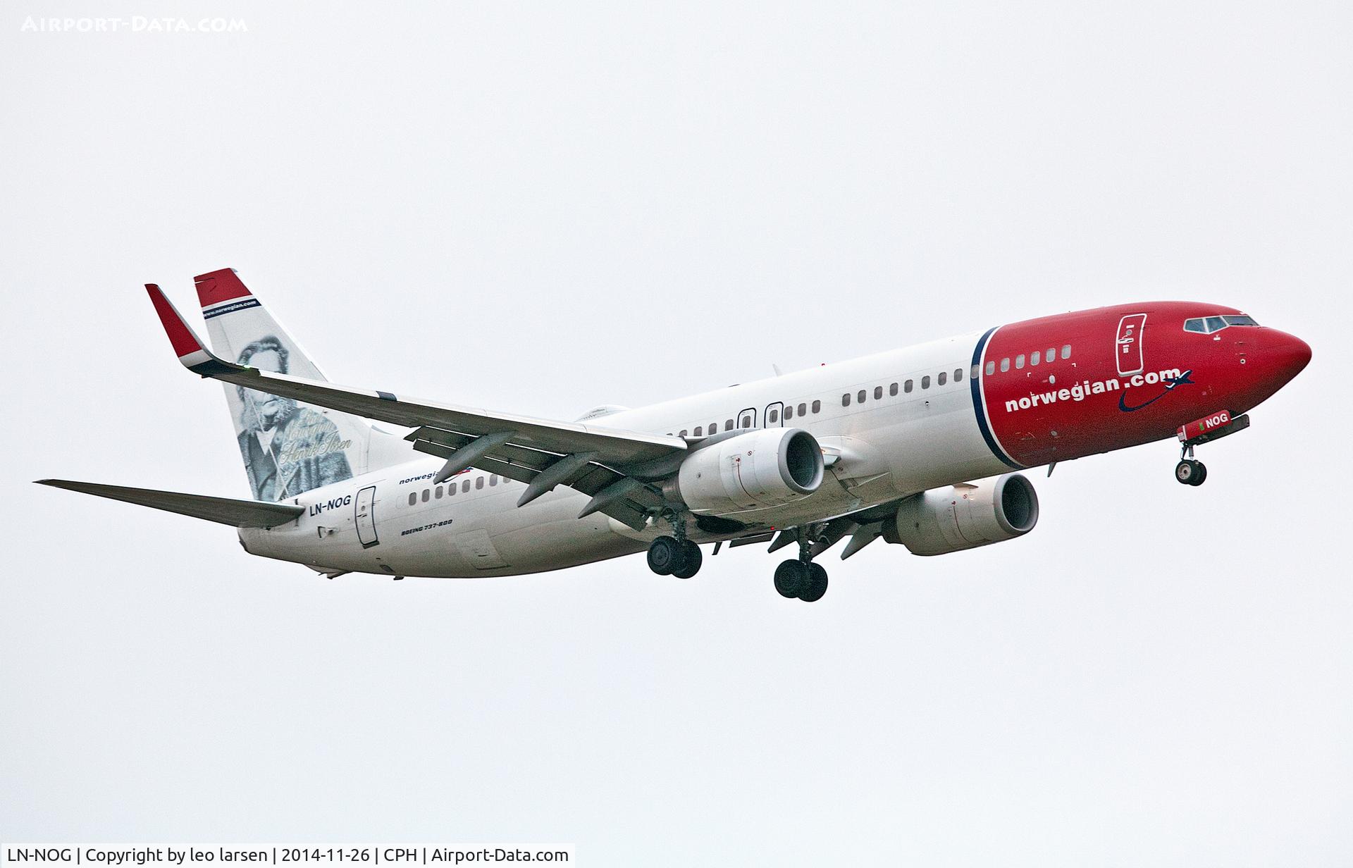 LN-NOG, 2009 Boeing 737-86N C/N 35647, Copenhagen 26.11.14 