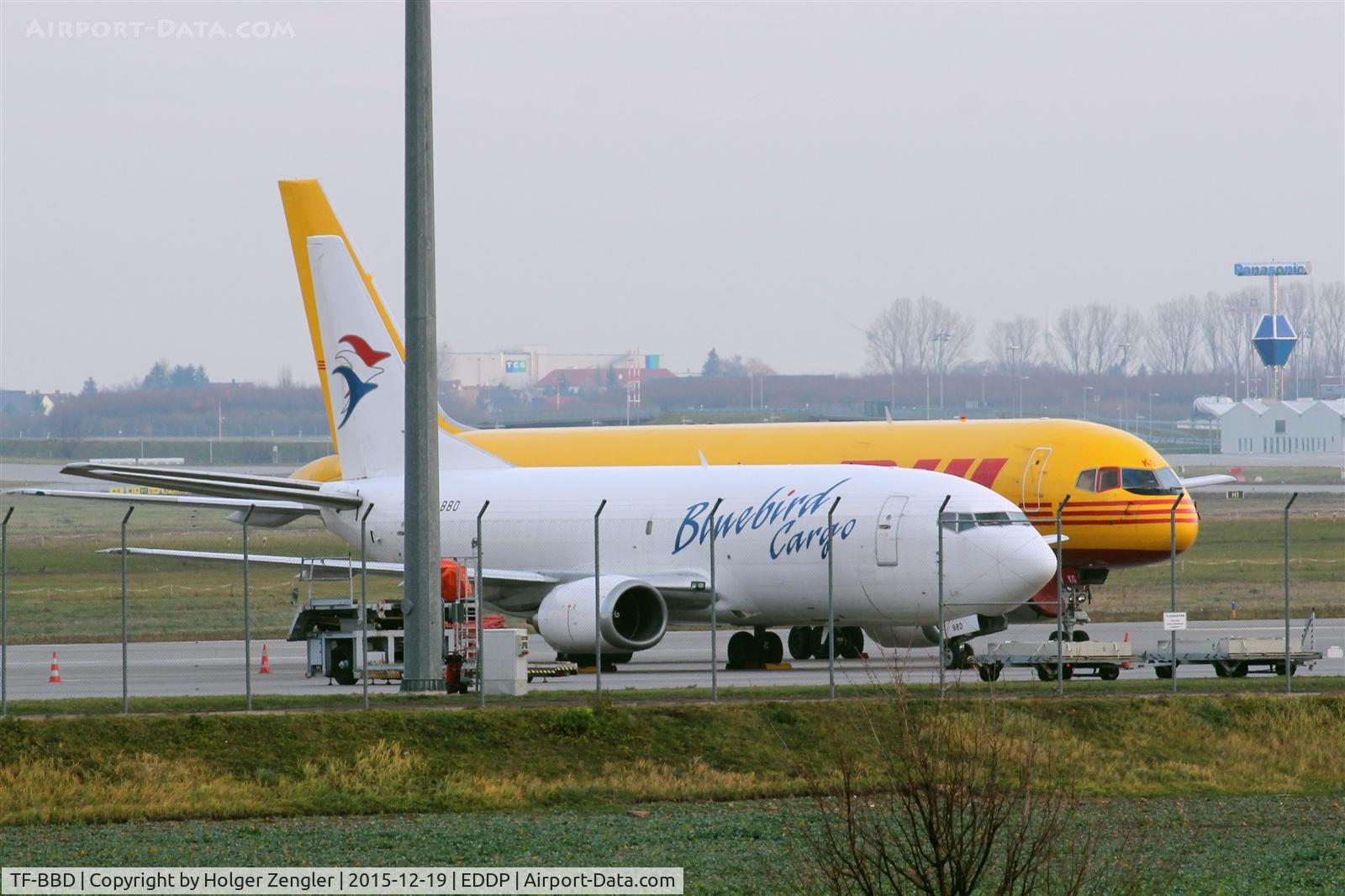 TF-BBD, 1989 Boeing 737-3Y0F C/N 24463, Resting on apron 2.....