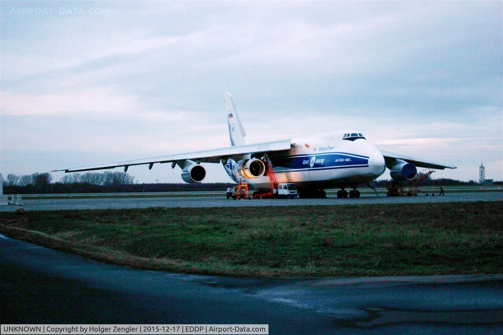 UNKNOWN, Airliners Various C/N Unknown, Engine works in last daylight....