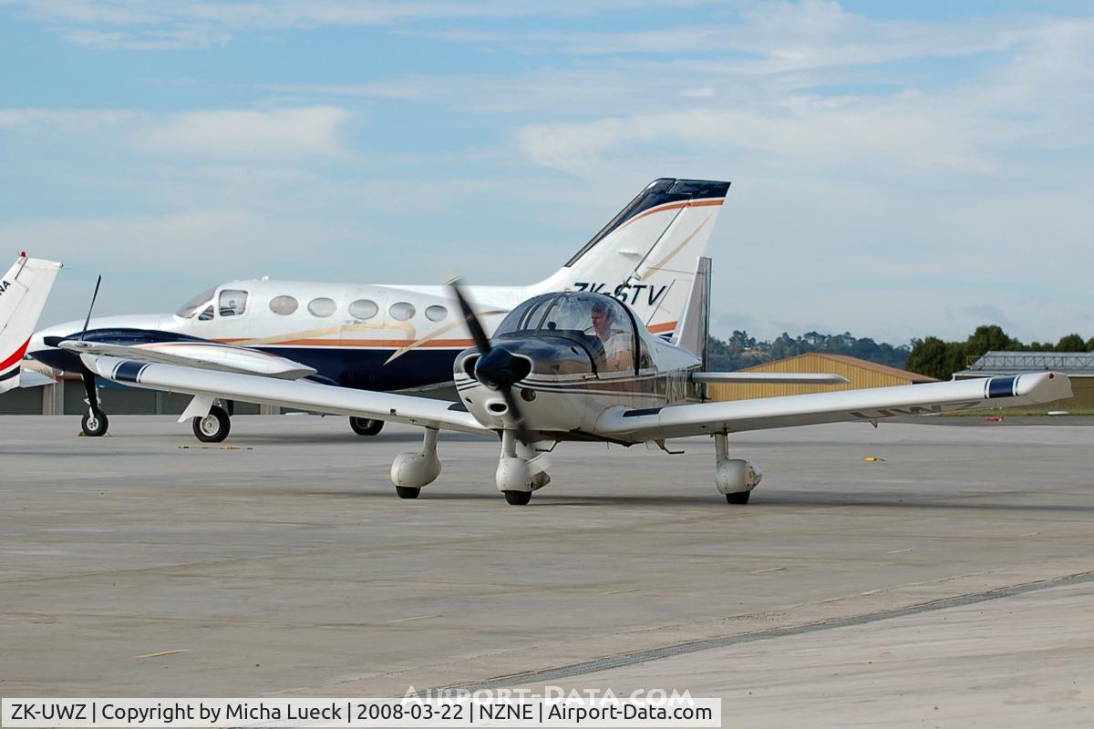 ZK-UWZ, Robin R-200-120B Ecole C/N 254, At North Shore Aerodrome