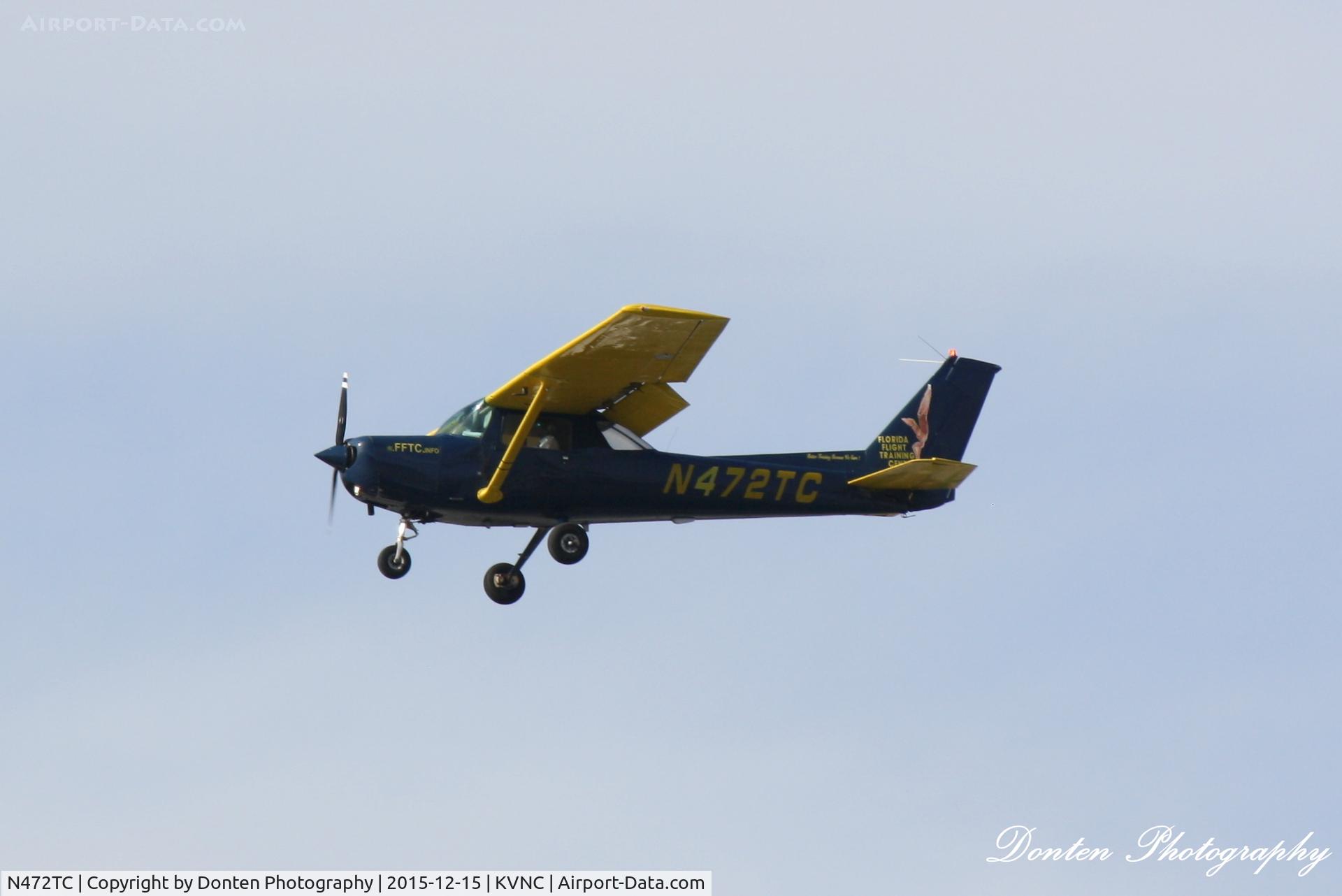 N472TC, 1977 Cessna 152 C/N 15279792, Cessna 152 (N472TC) arrives at Venice Municipal Airport