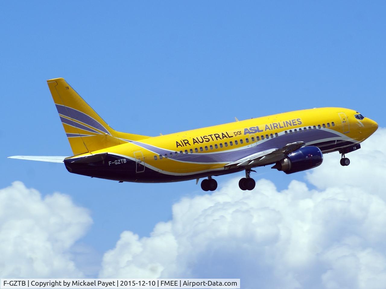 F-GZTB, 1999 Boeing 737-33V C/N 29336, Taking off from rwy 12