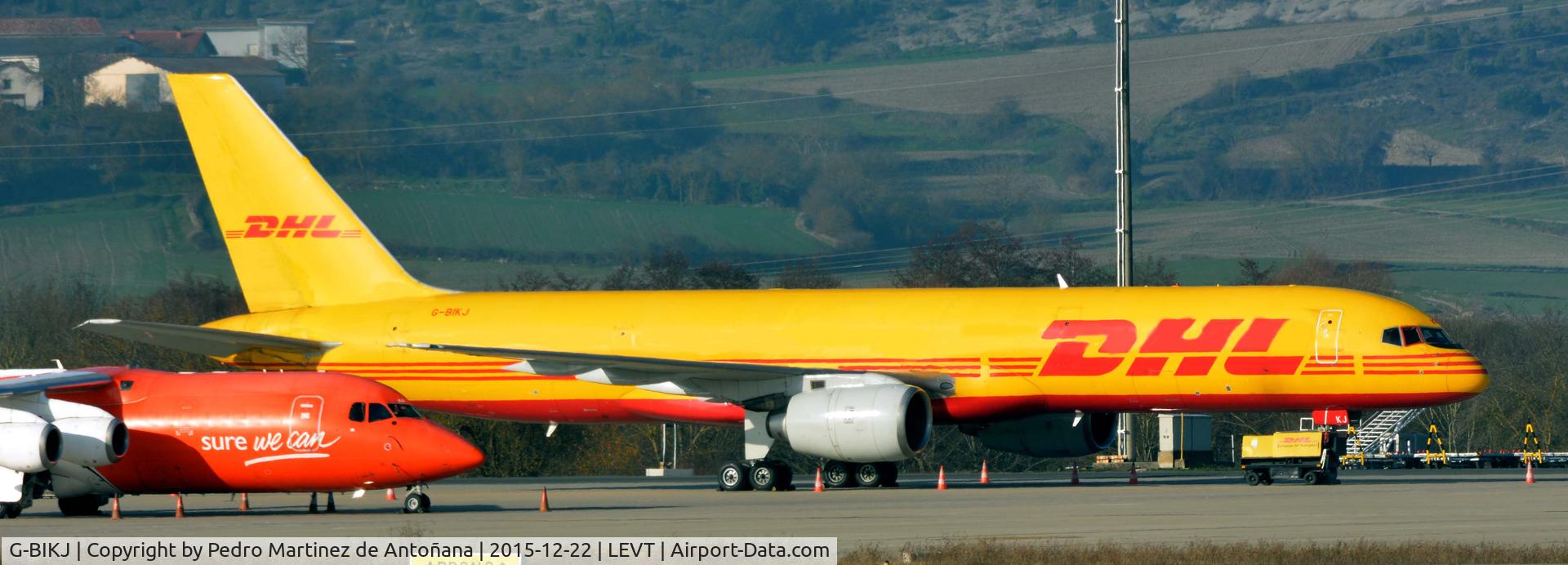 G-BIKJ, 1983 Boeing 757-236/SF C/N 22181, Foronda - Vitoria-Gasteiz - España