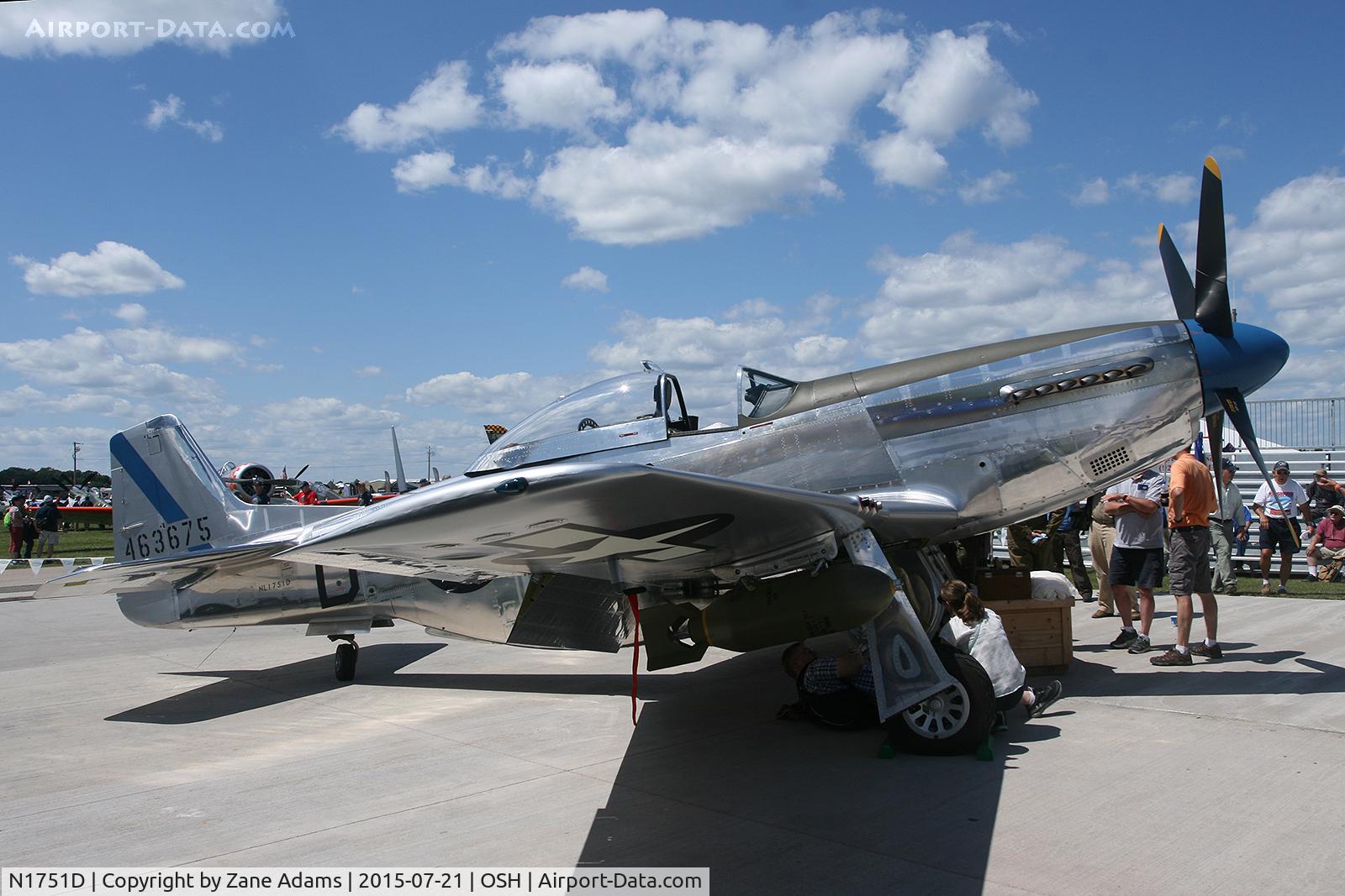 N1751D, 1944 North American P-51D Mustang C/N 122-31401 (44-63675), 2015 EAA AirVenture - Oshkosh, Wisconsin
