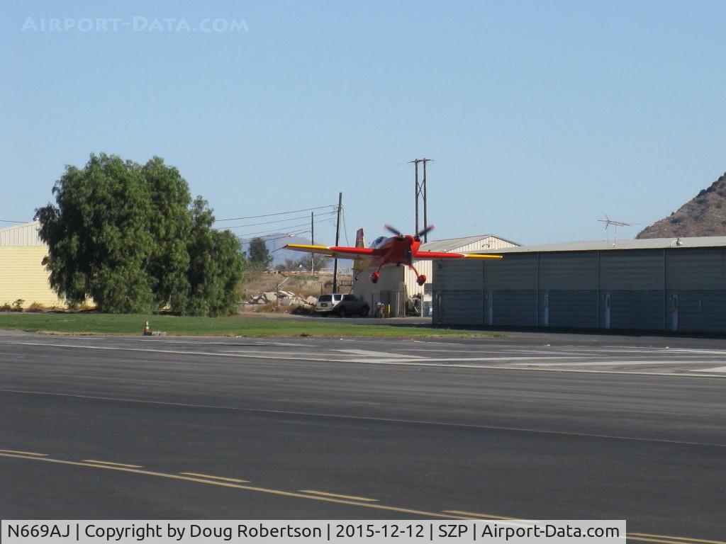 N669AJ, Extra EA-330SC C/N SC001E, Extraflugzeugproduktions EA300/SC. Lycoming AEIO-L1B5 300 Hp, formerly N300EX, on final Rwy 22
