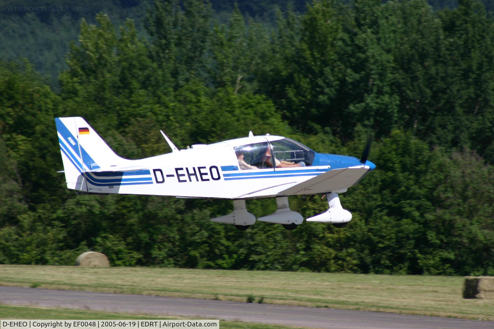D-EHEO, Robin DR-400-180 Regent C/N 0747, busy day at Trier
